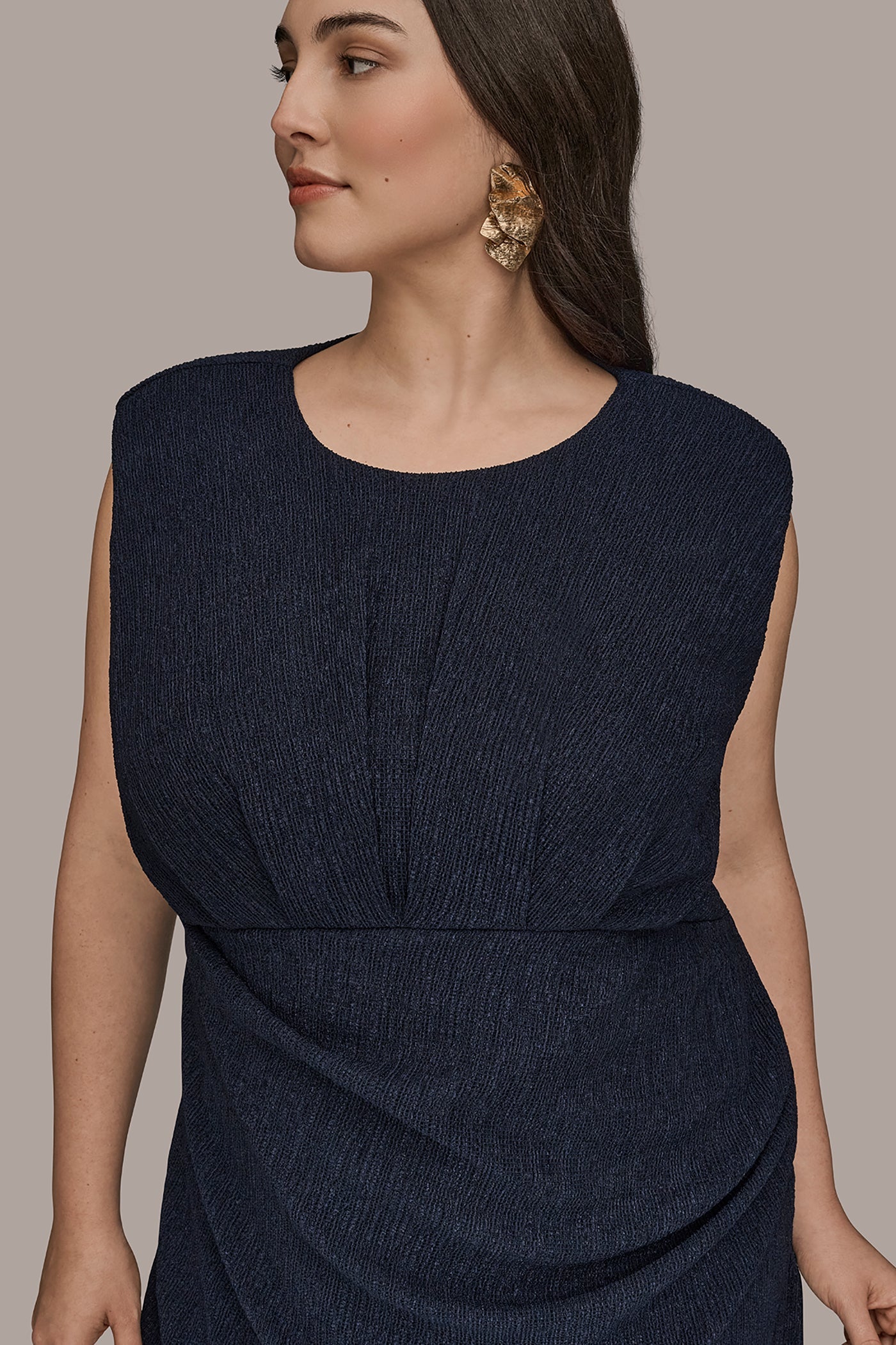 NIGHTFALL CRINKLED SLEEVELESS RUCHED MIDI DRESS Donna Karan
