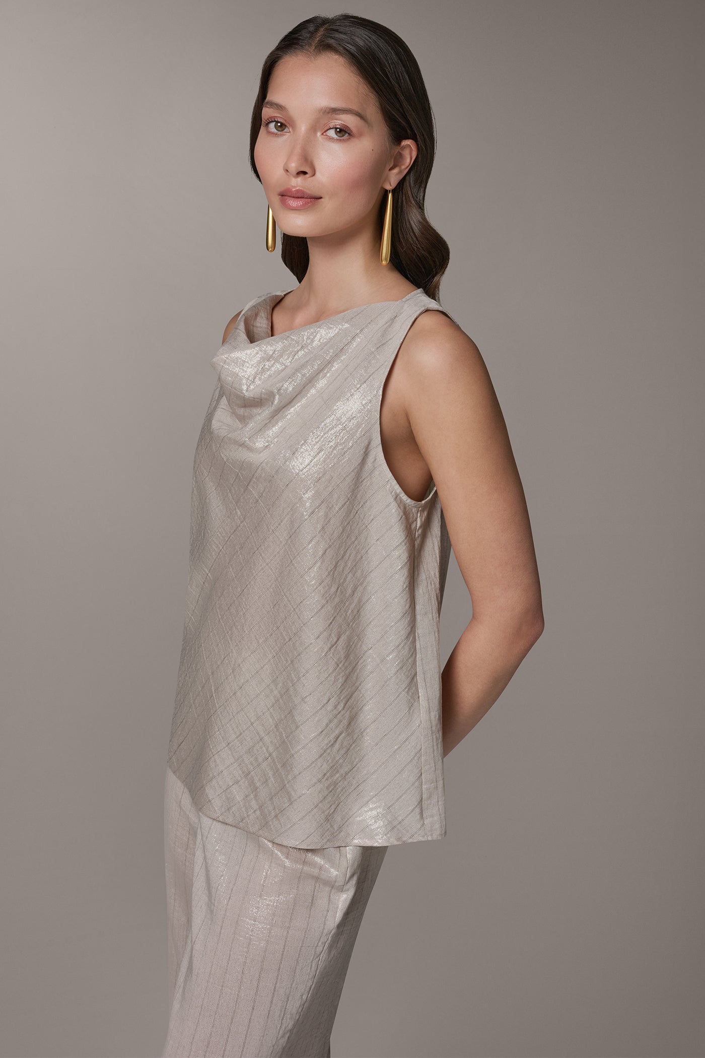 Sisal/Canyon SLEEVELESS METALLIC PINSTRIPE TOP Donna Karan