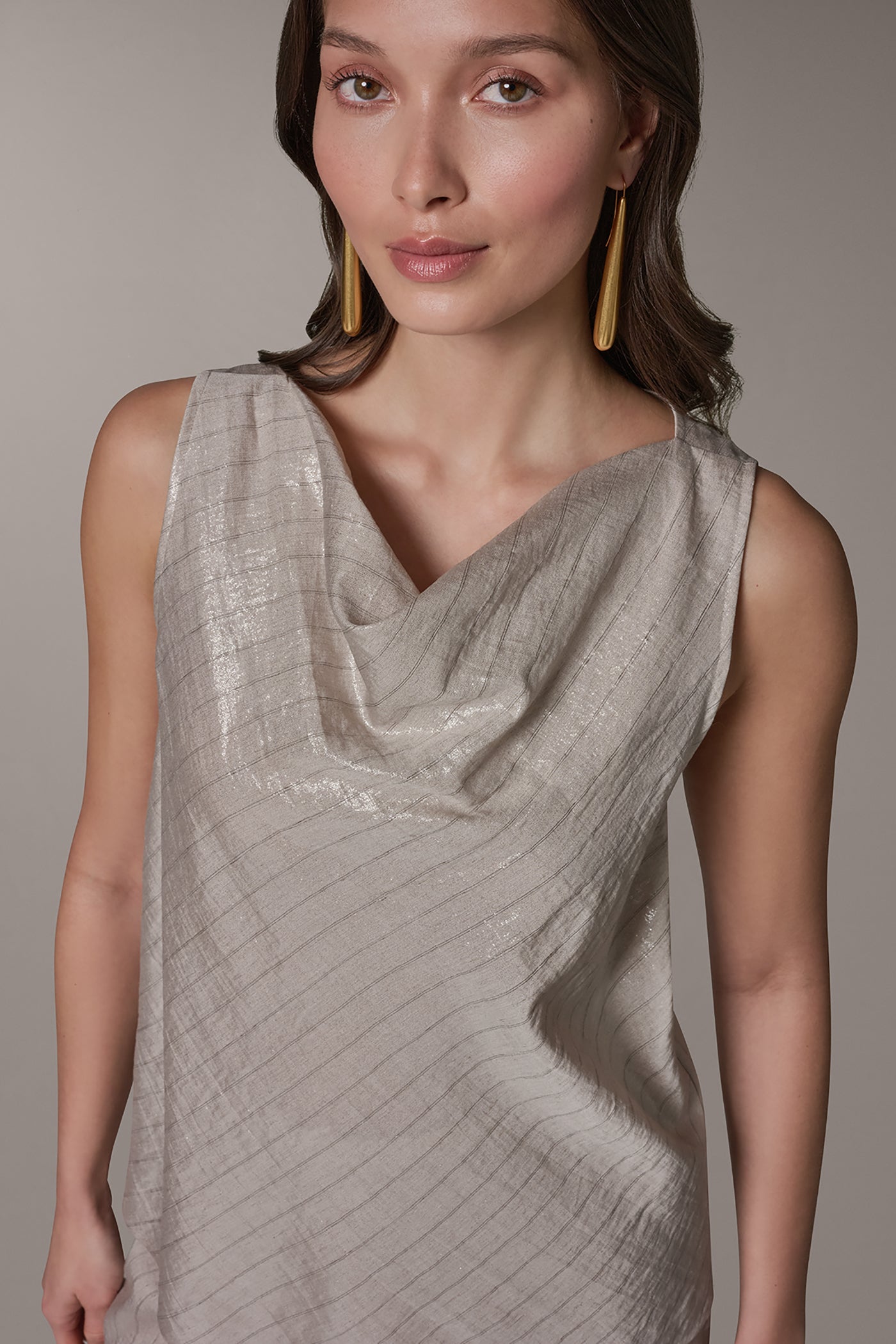 Sisal/Canyon SLEEVELESS METALLIC PINSTRIPE TOP Donna Karan