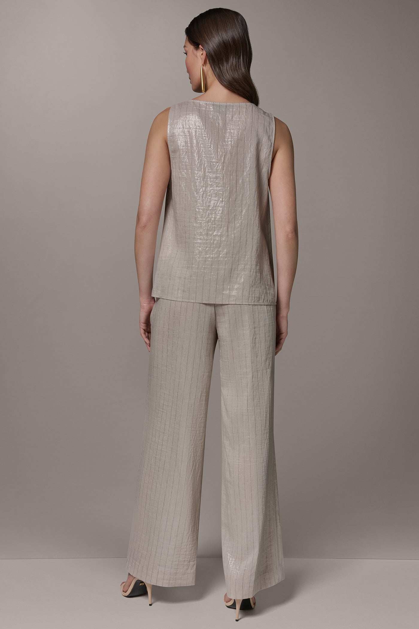 Sisal/Canyon SLEEVELESS METALLIC PINSTRIPE TOP Donna Karan