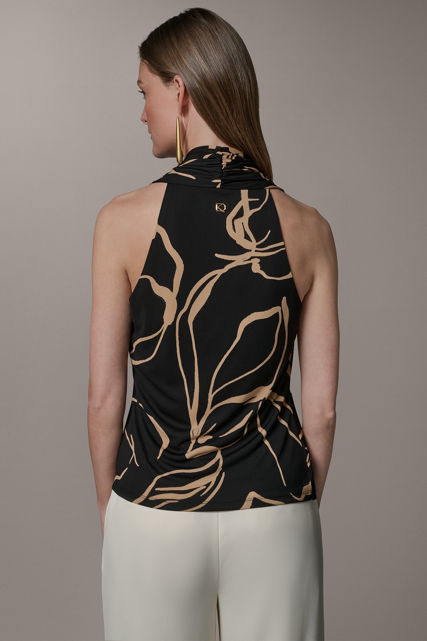Black /Fawn RUCHED V-NECK TOP Donna Karan
