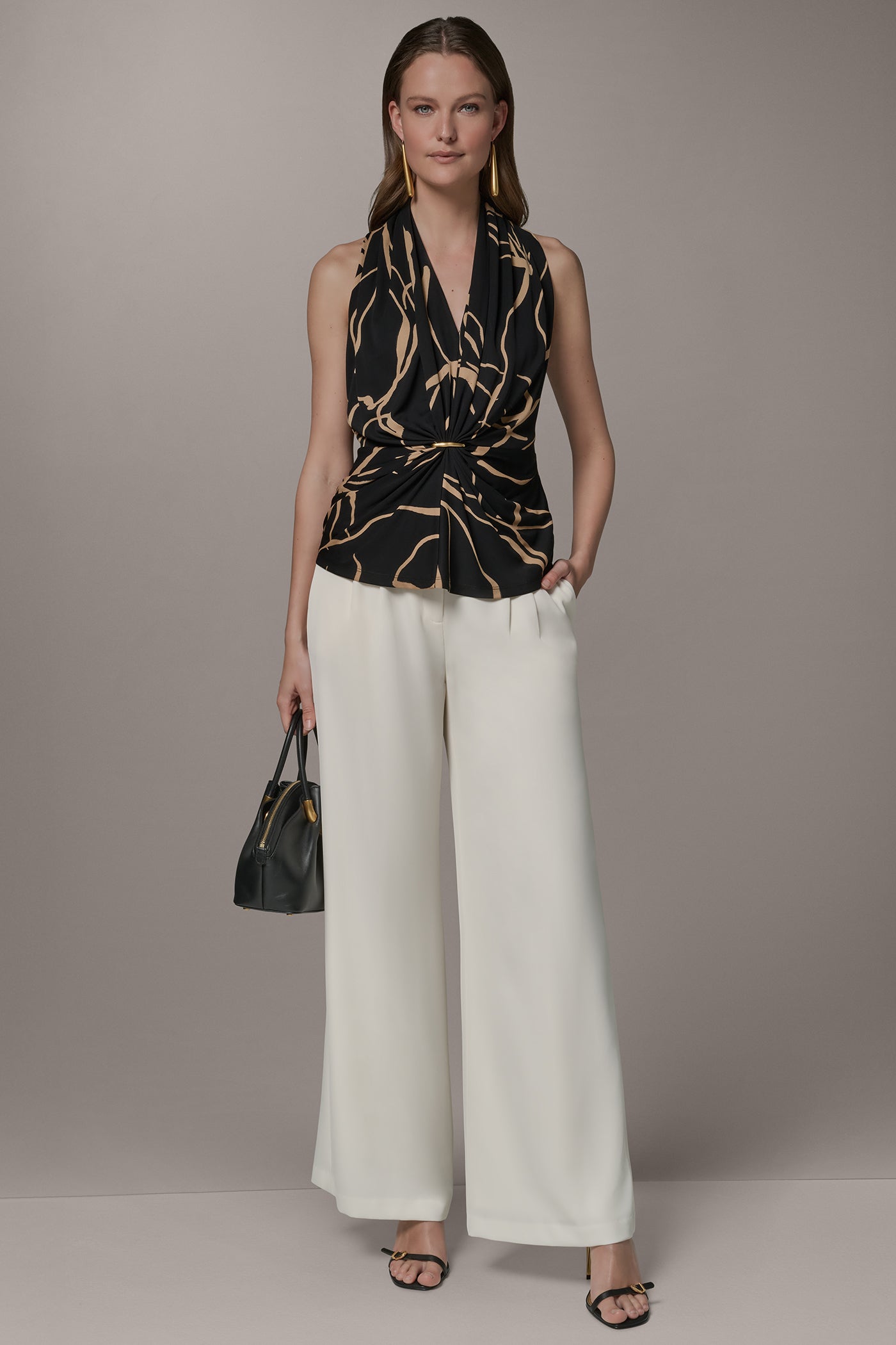 Black /Fawn RUCHED V-NECK TOP Donna Karan