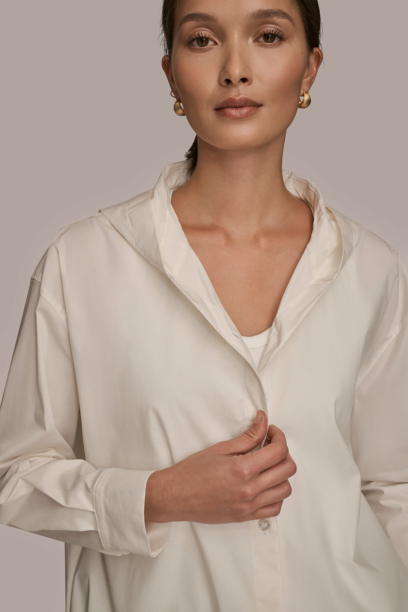 CREAM HOODED BUTTON-DOWN SHIRT Donna Karan