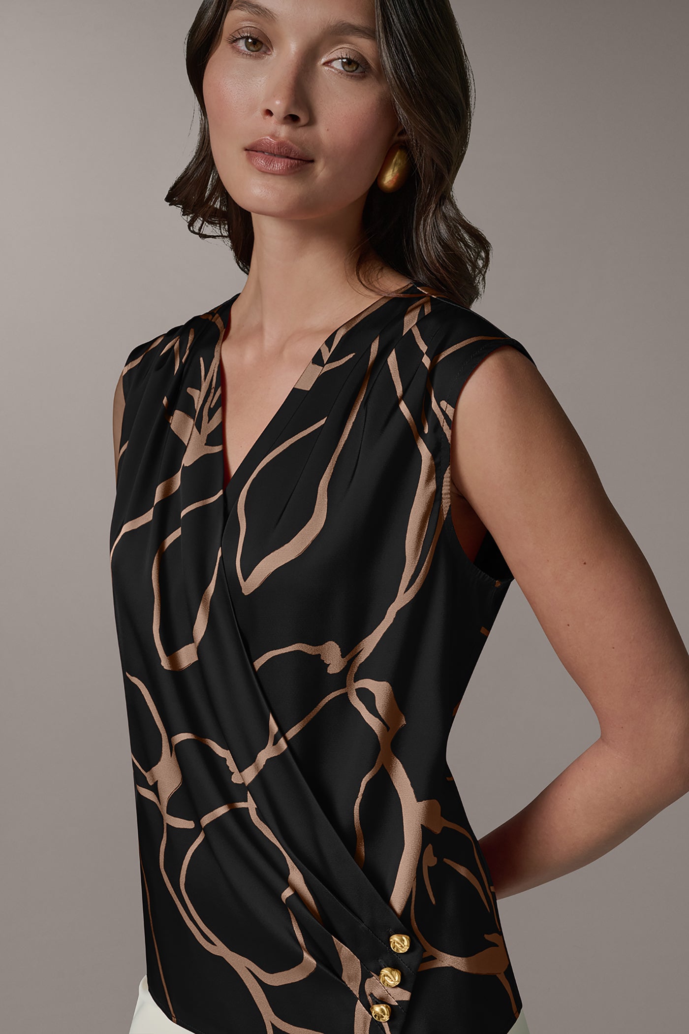 Black /Fawn SLEEVELESS WRAP EFFECT PRINT BLOUSE Donna Karan