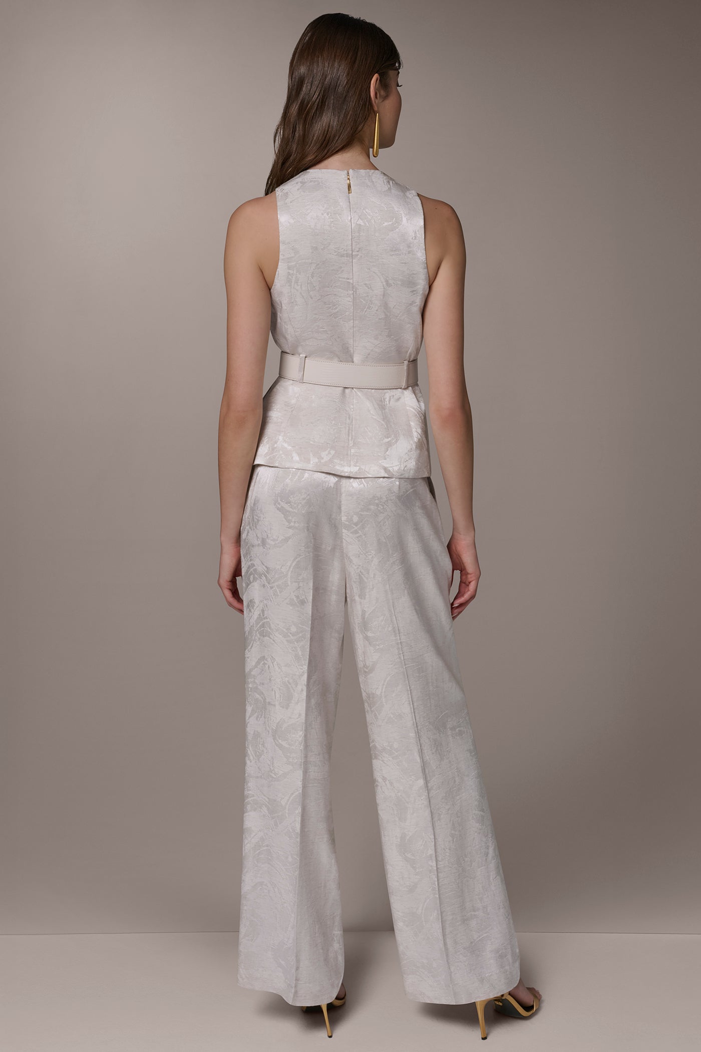 Light Flax CROPPED CROSSOVER SUIT VEST Donna Karan