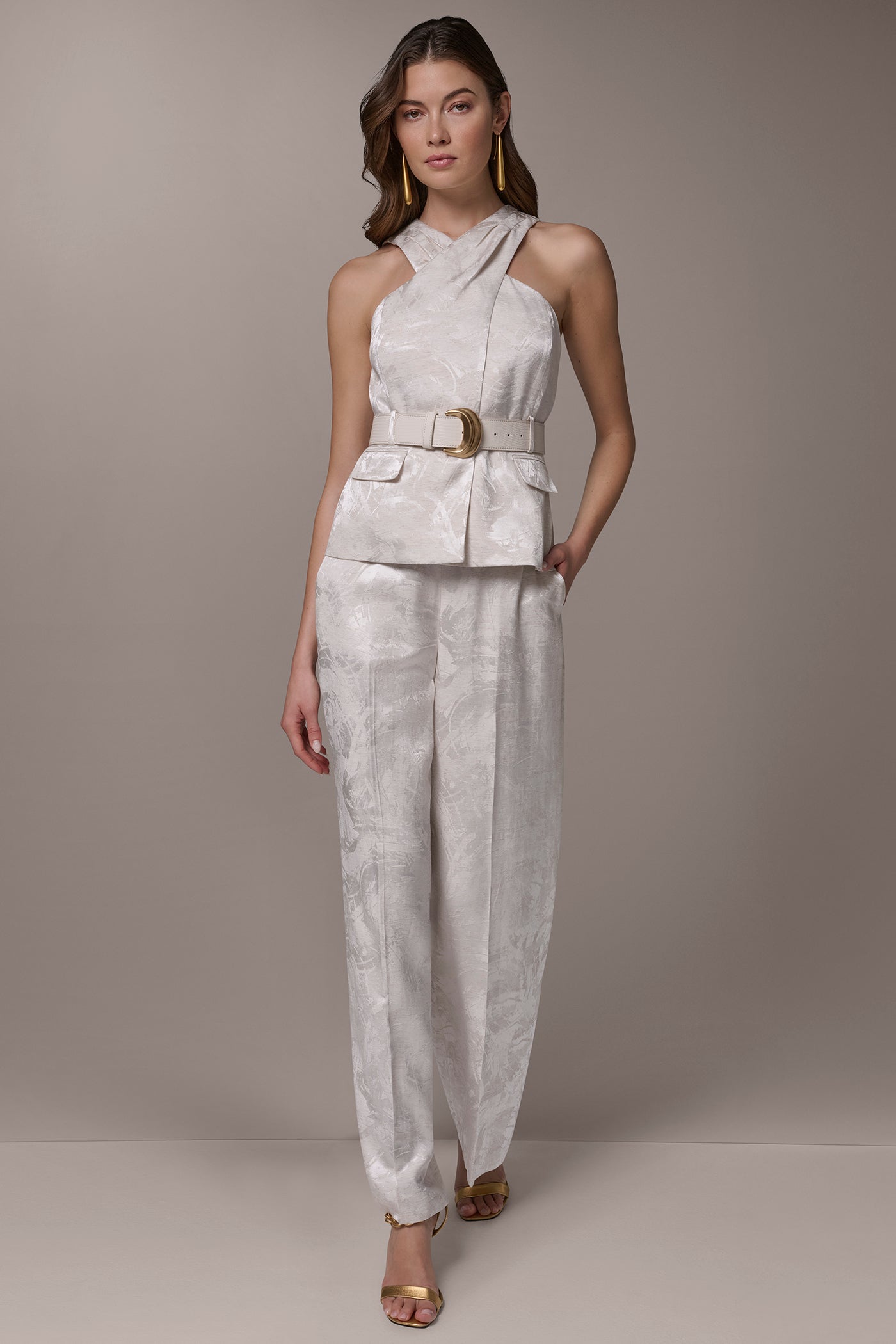 Light Flax CROPPED CROSSOVER SUIT VEST Donna Karan
