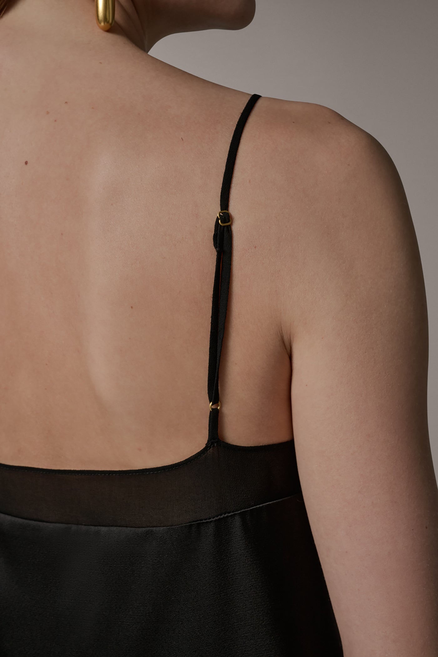 Black SLEEVELESS V-NECK CAMI Donna Karan