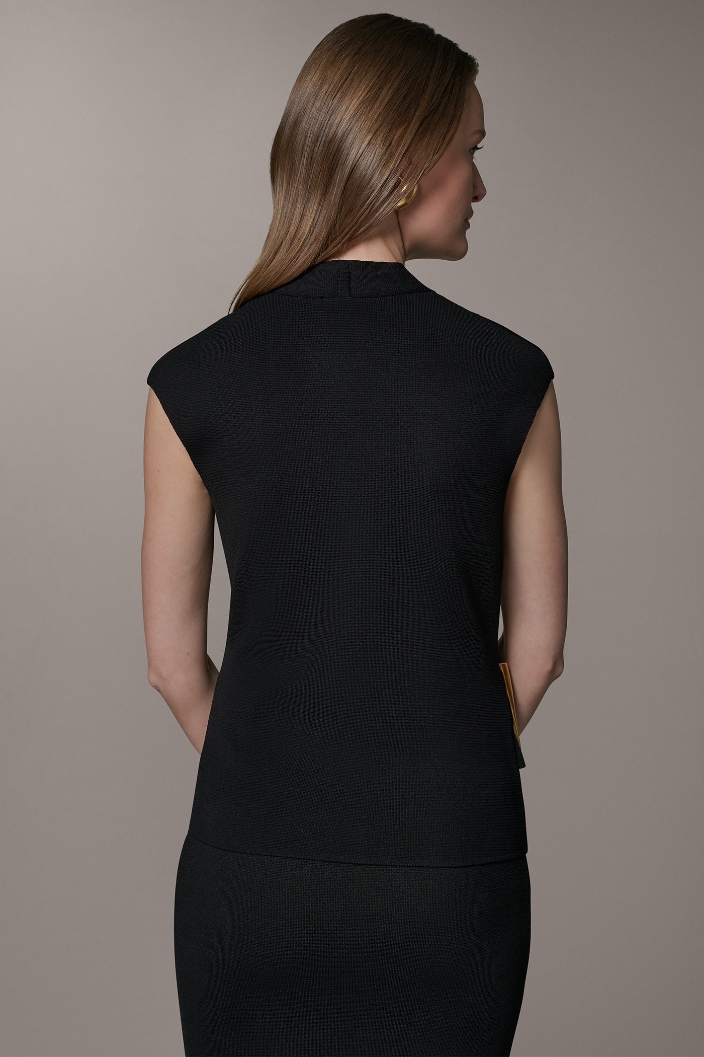 Black V-NECK WRAP-EFFECT TOP Donna Karan