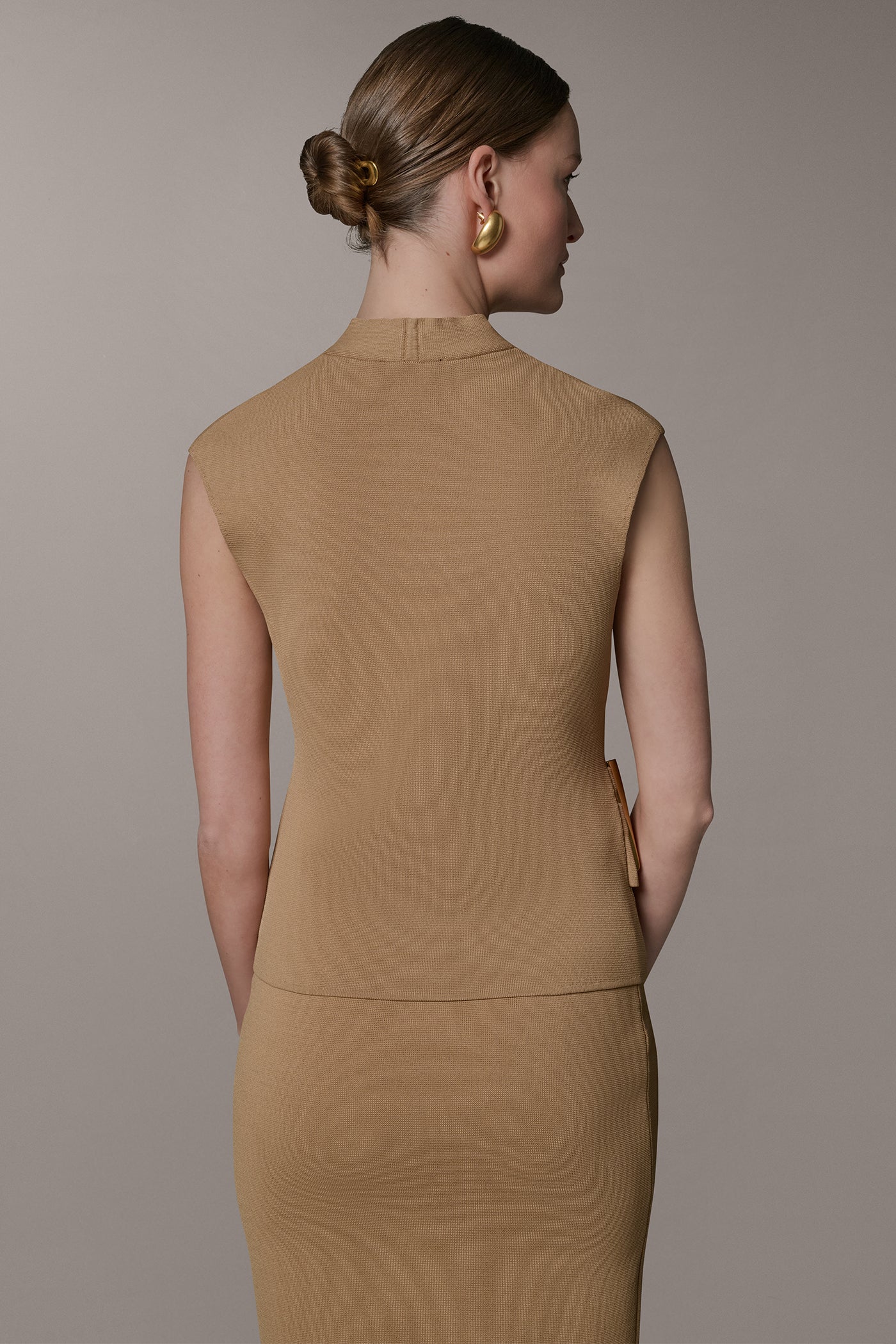 Fawn V-NECK WRAP-EFFECT TOP Donna Karan