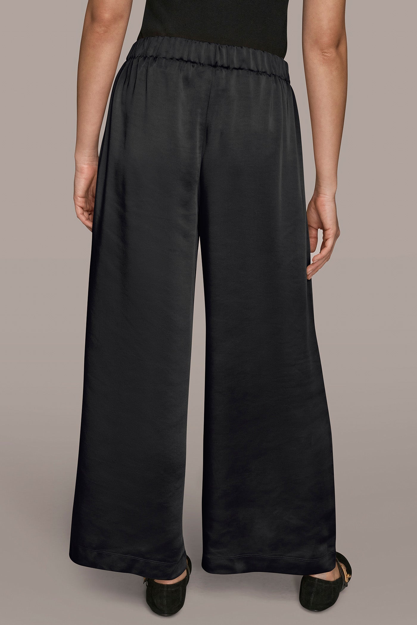 Black SATIN MID-RISE RELAXED PANT Donna Karan