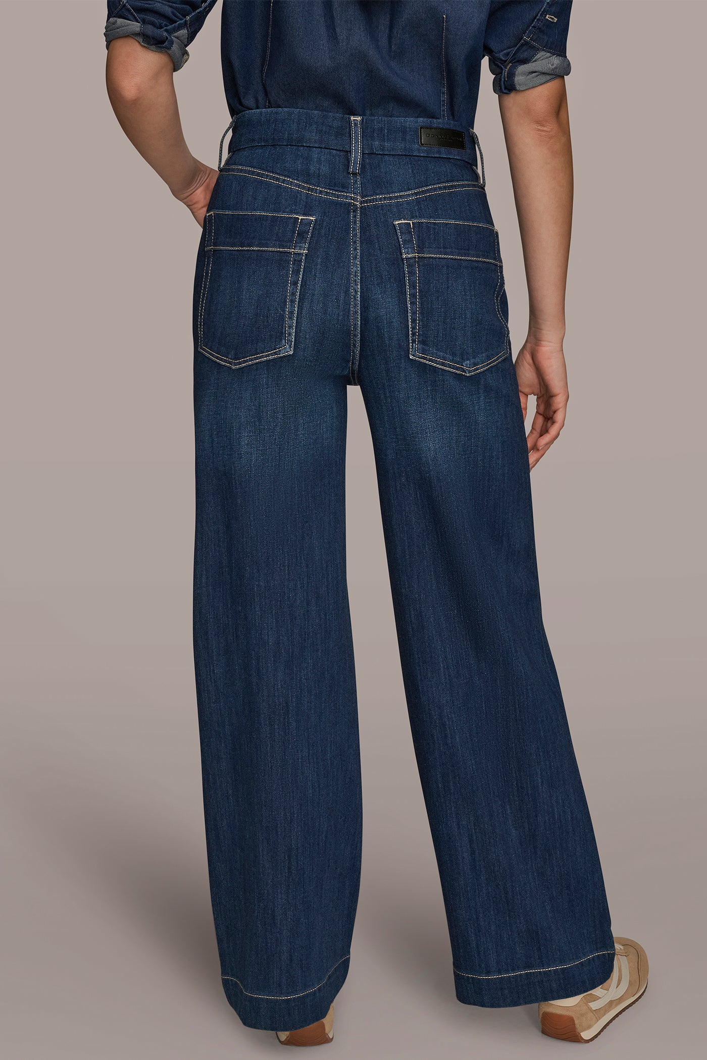 The Dayton THE DONNA HIGH-RISE WIDE-LEG JEAN Donna Karan