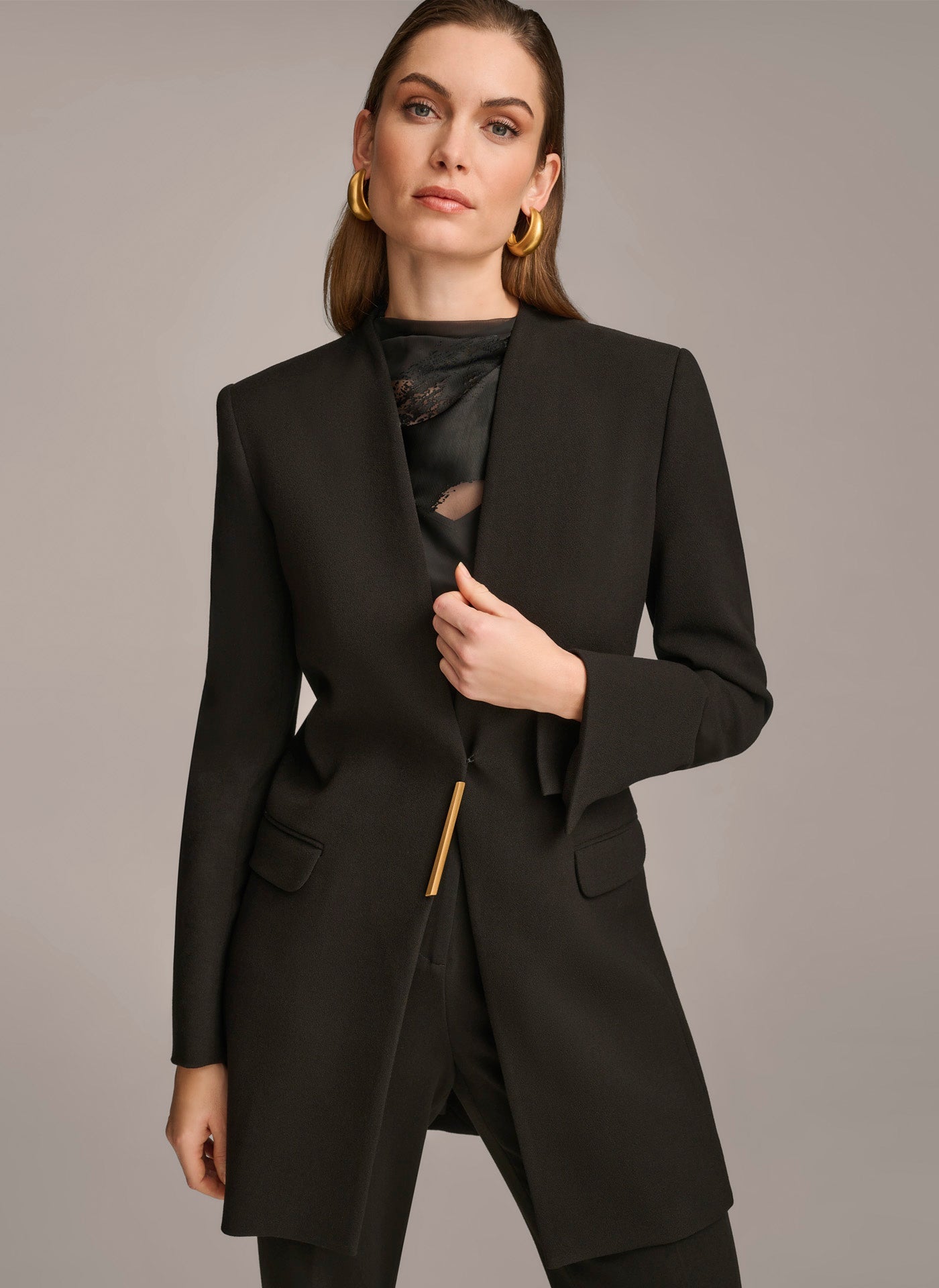 Black ONE BUTTON COLLARLESS TOPPER Donna Karan