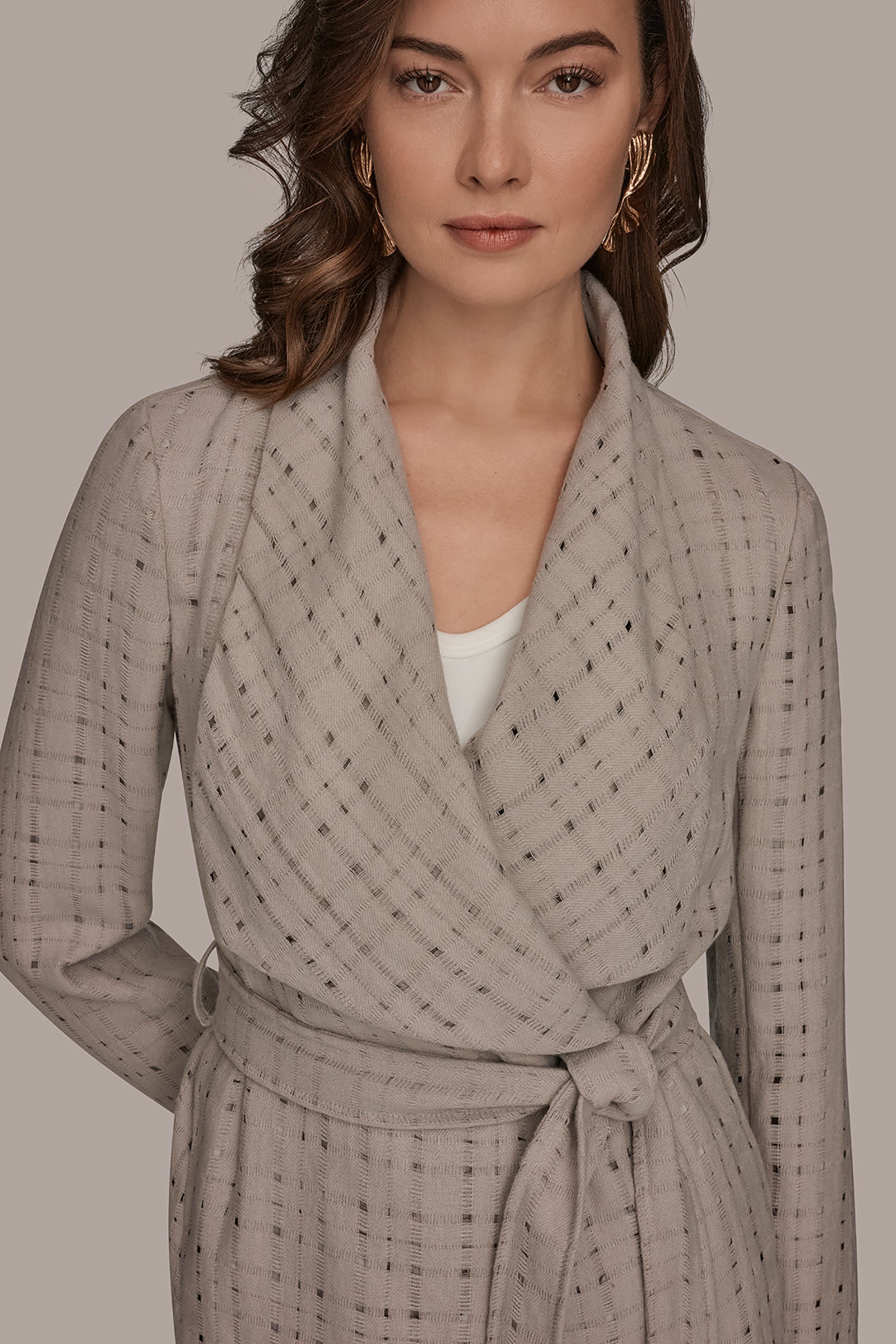 VAPOR PERFORATED WRAP JACKET WITH BELT Donna Karan