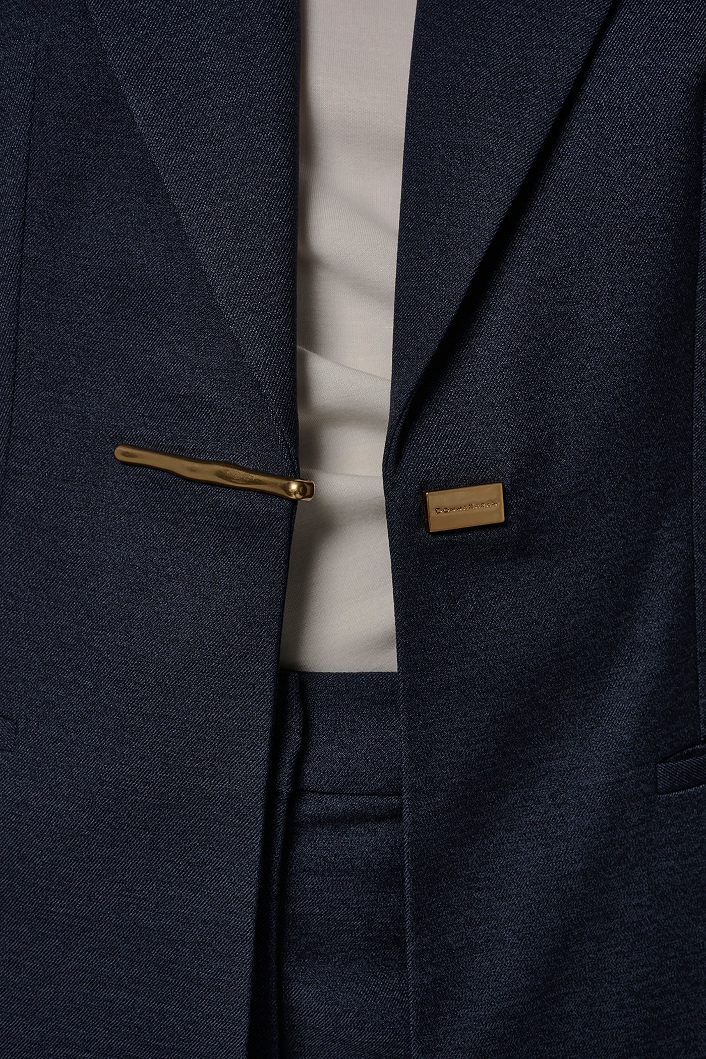 Nightfall GOLD BAR LONGLINE BLAZER Donna Karan