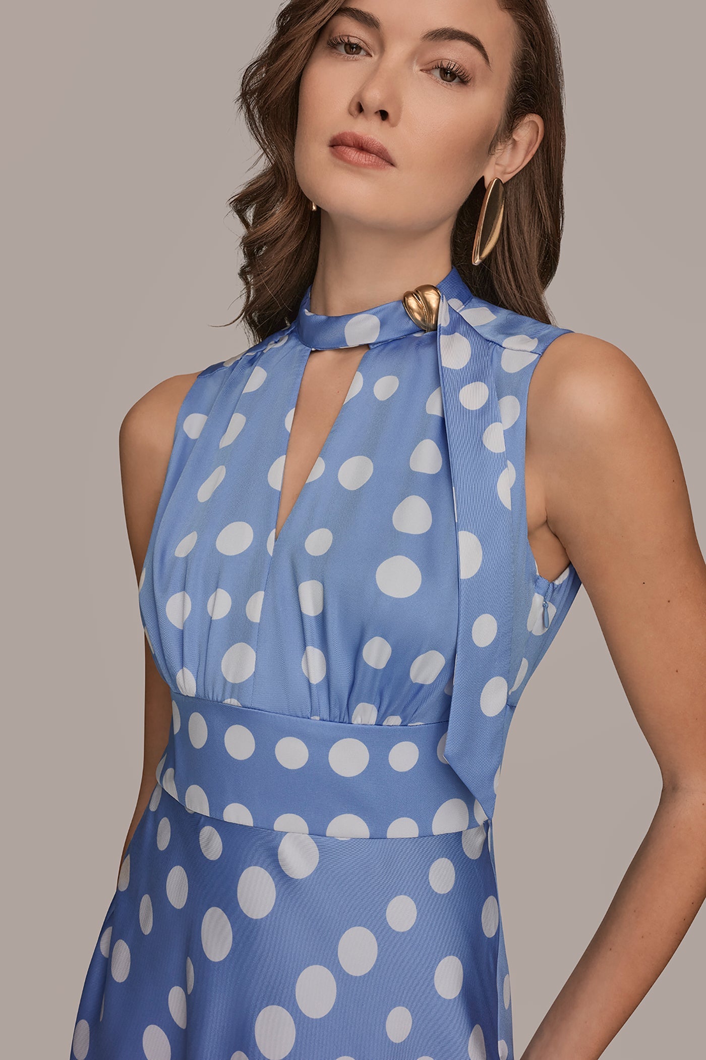 CIELO/CREAM SATIN POLKA-DOT TIE-NECK MIDI DRESS Donna Karan