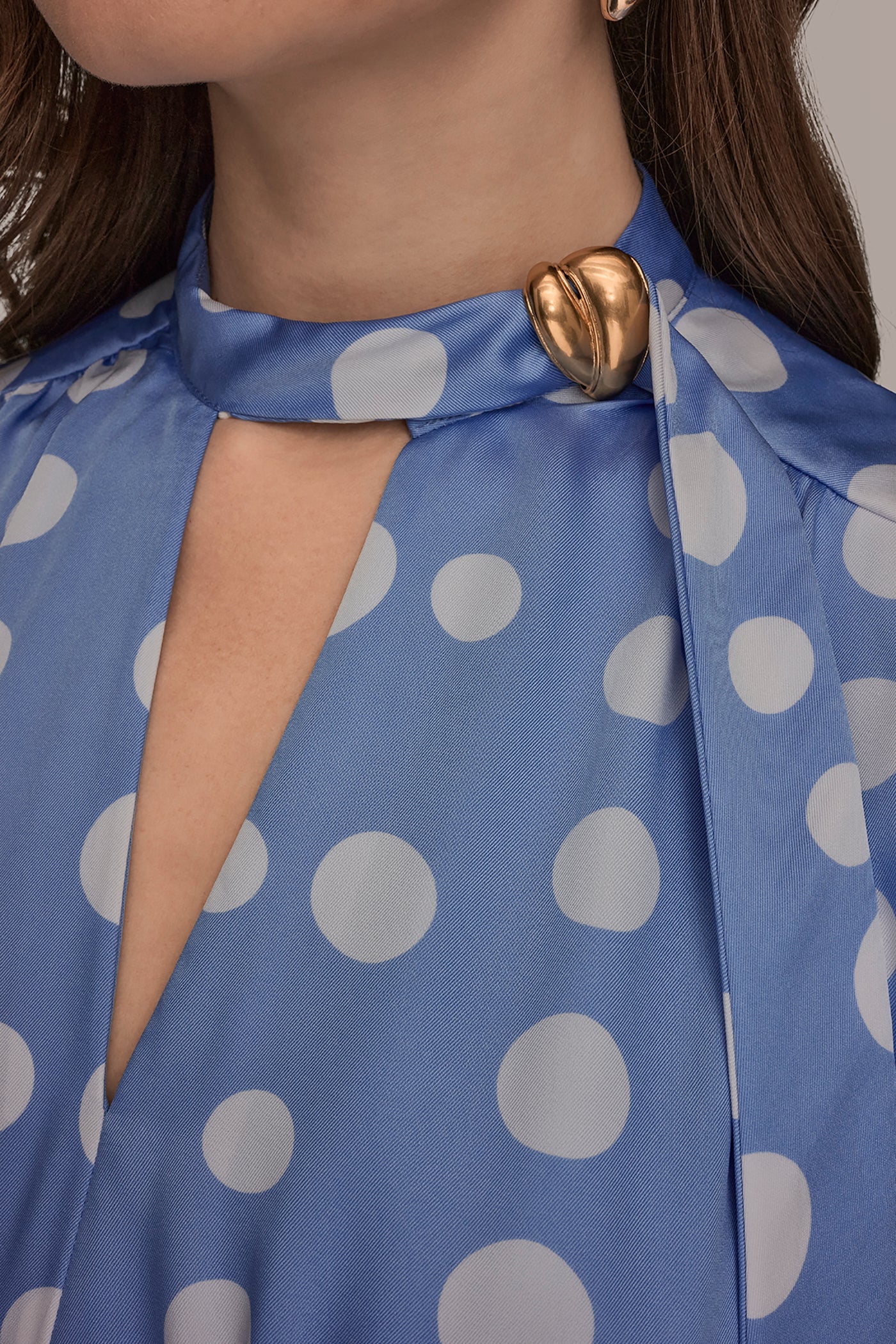 CIELO/CREAM SATIN POLKA-DOT TIE-NECK MIDI DRESS Donna Karan