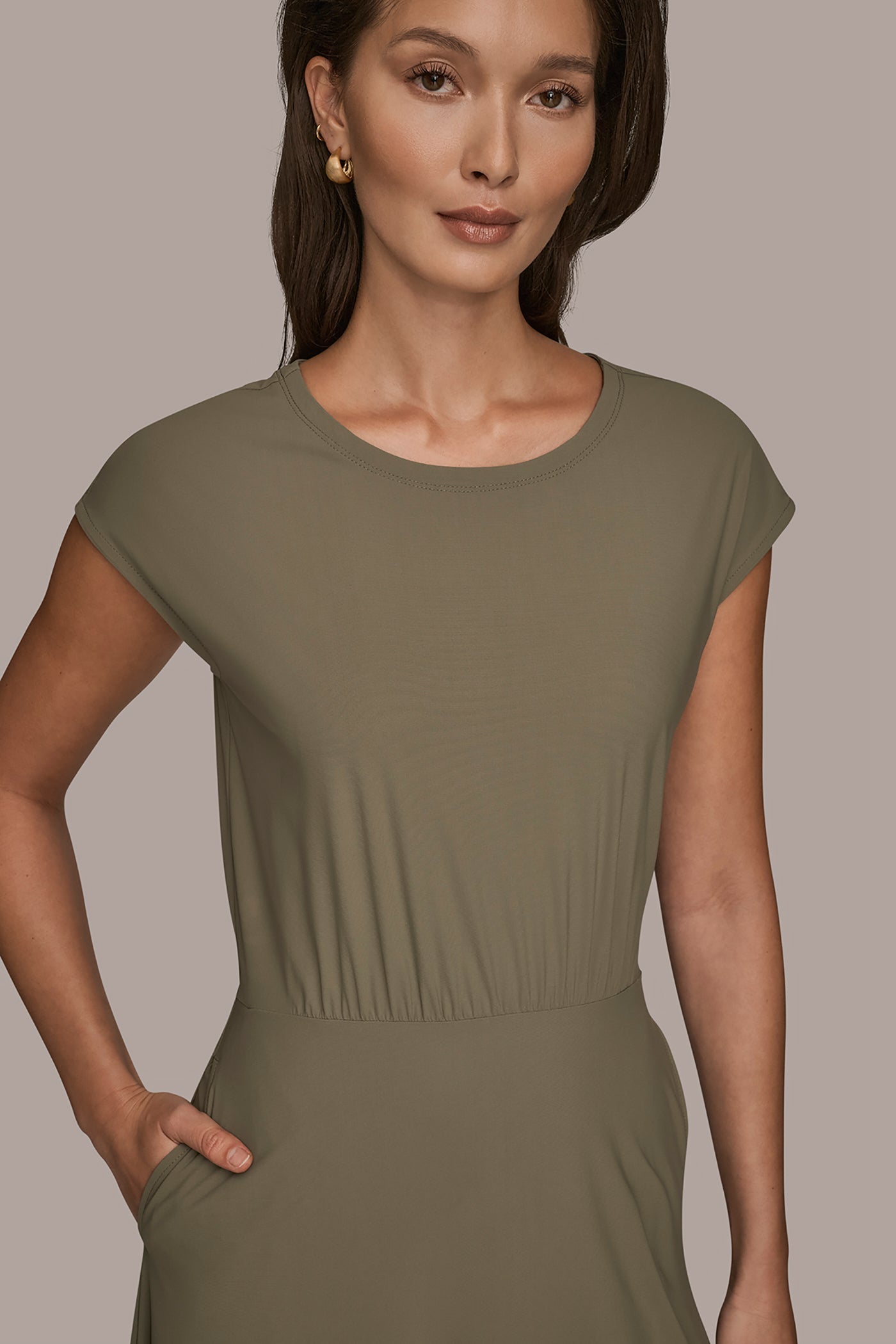KHAKI GREEN THE MODERN TRAVEL MIDI FIT AND FLARE DRESS Donna Karan