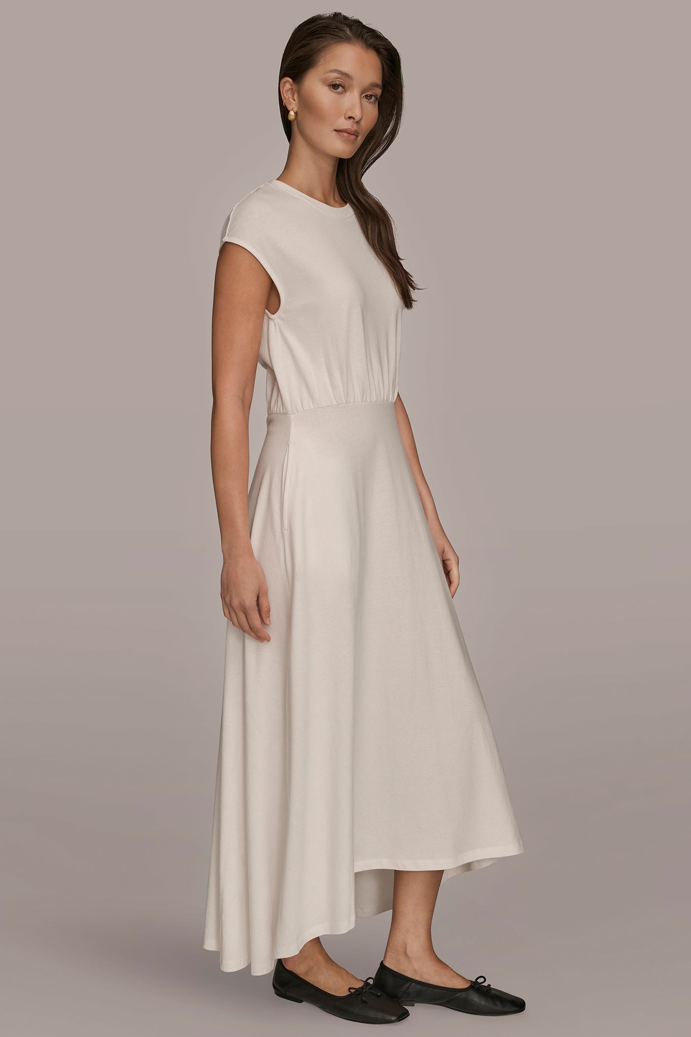 CREAM CAP SLEEVE CREW NECK DRESS Donna Karan