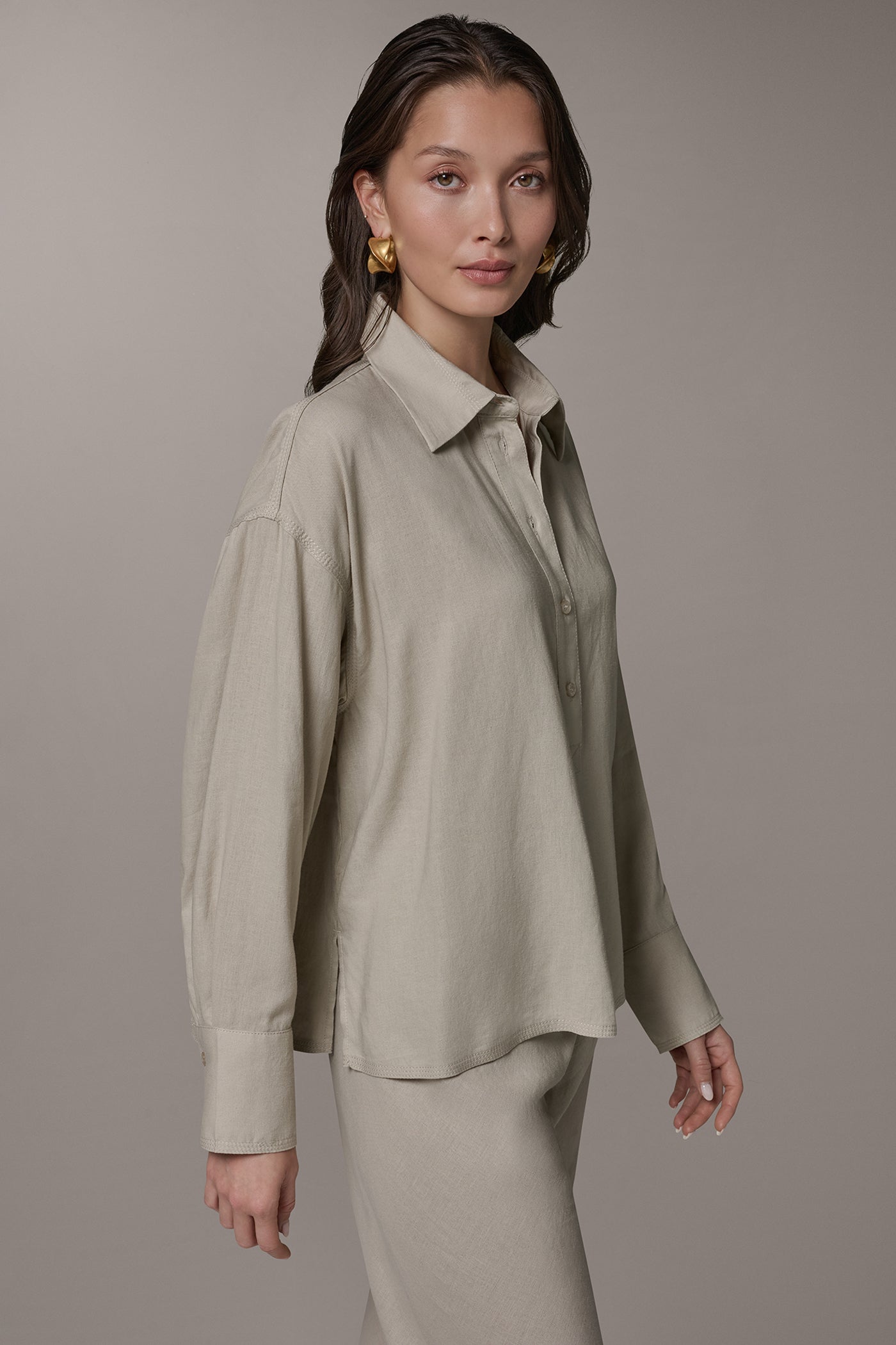 Sandstone LONG SLEEVE HALF BUTTON BLOUSE Donna Karan