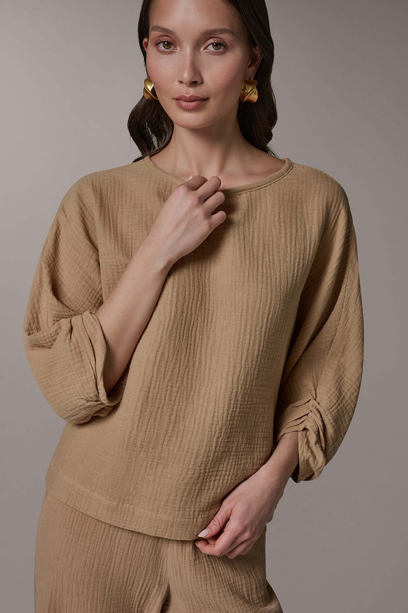Fawn 3/4 SLEEVE TWIST CUFF BLOUSE Donna Karan