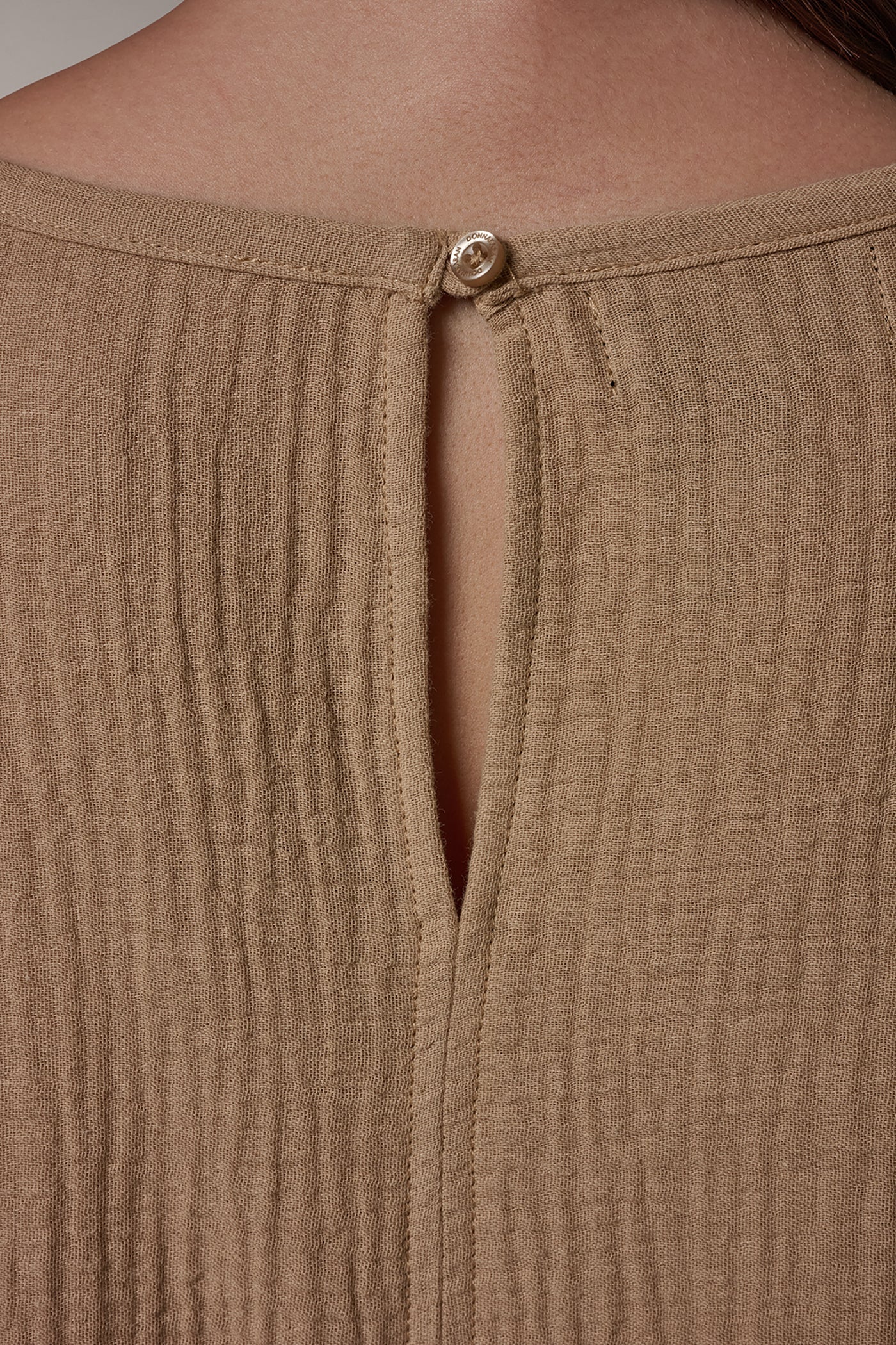 Fawn 3/4 SLEEVE TWIST CUFF BLOUSE Donna Karan