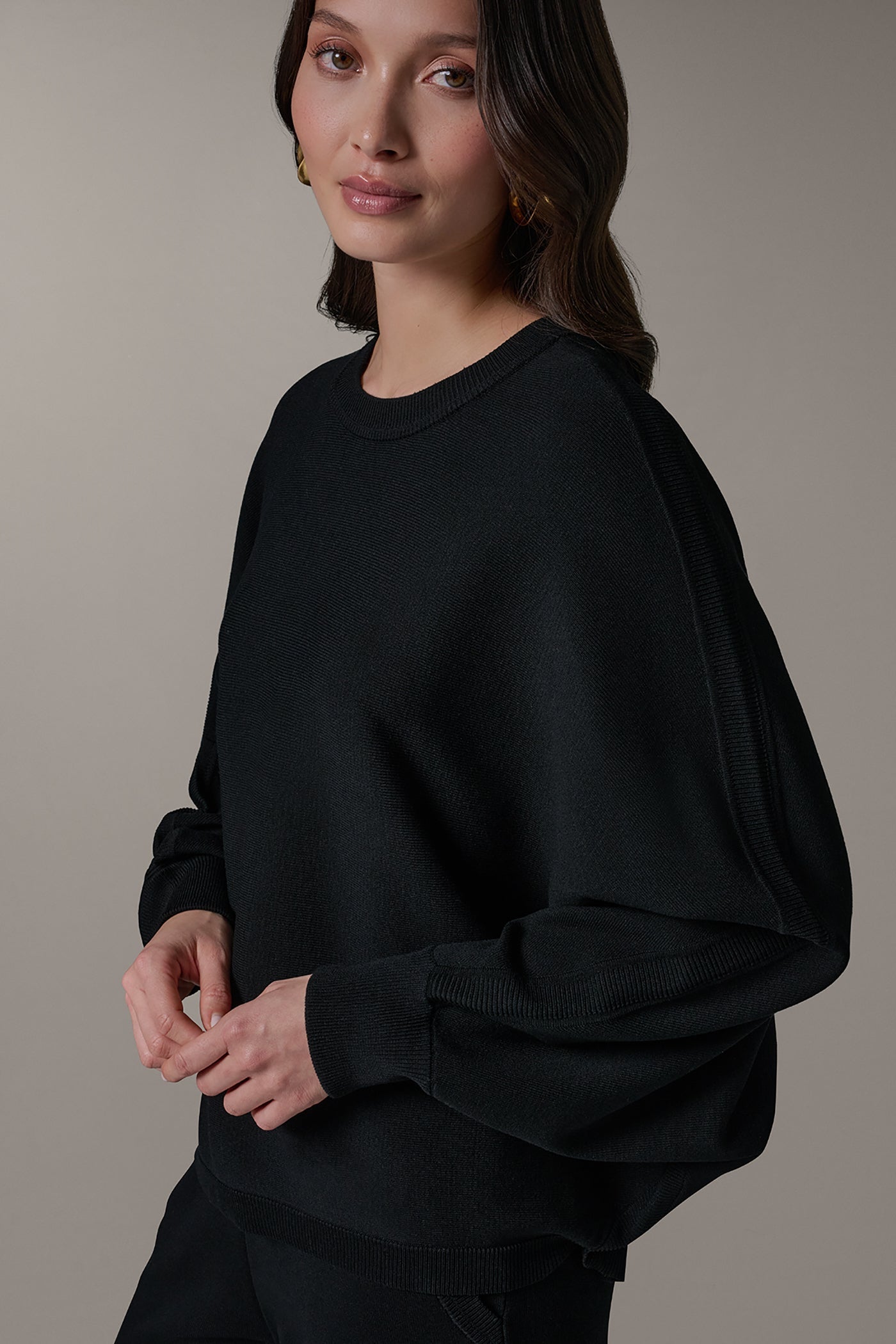 Black LONG DOLMAN SLEEVE SWEATER Donna Karan