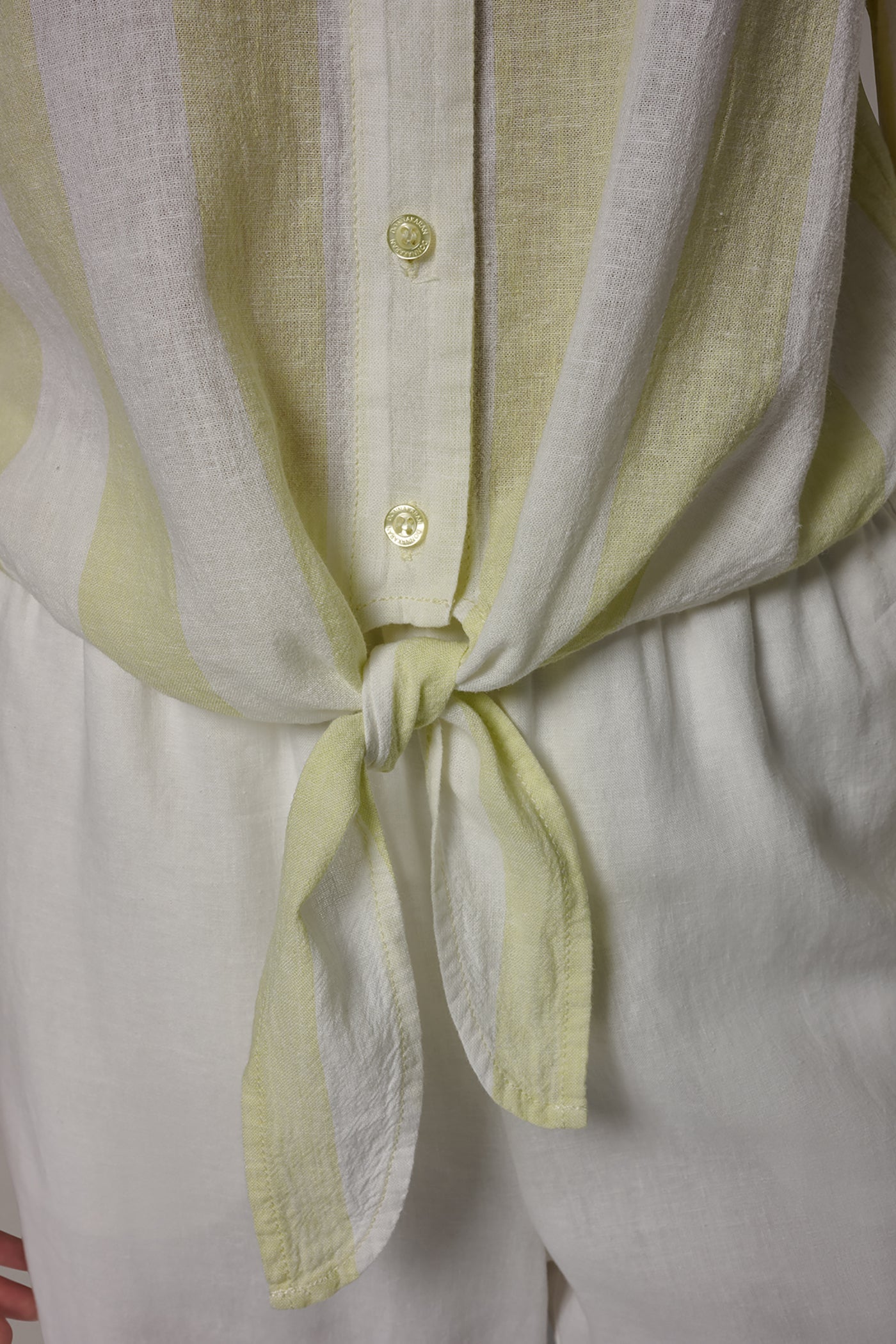 Limoncello/Cream LONG SLEEVE TIE-FRONT BLOUSE Donna Karan