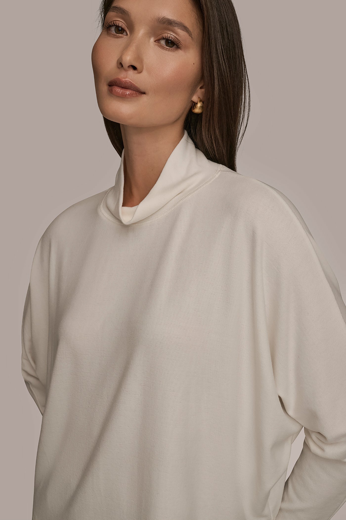 CREAM MOCK-NECK TOP Donna Karan