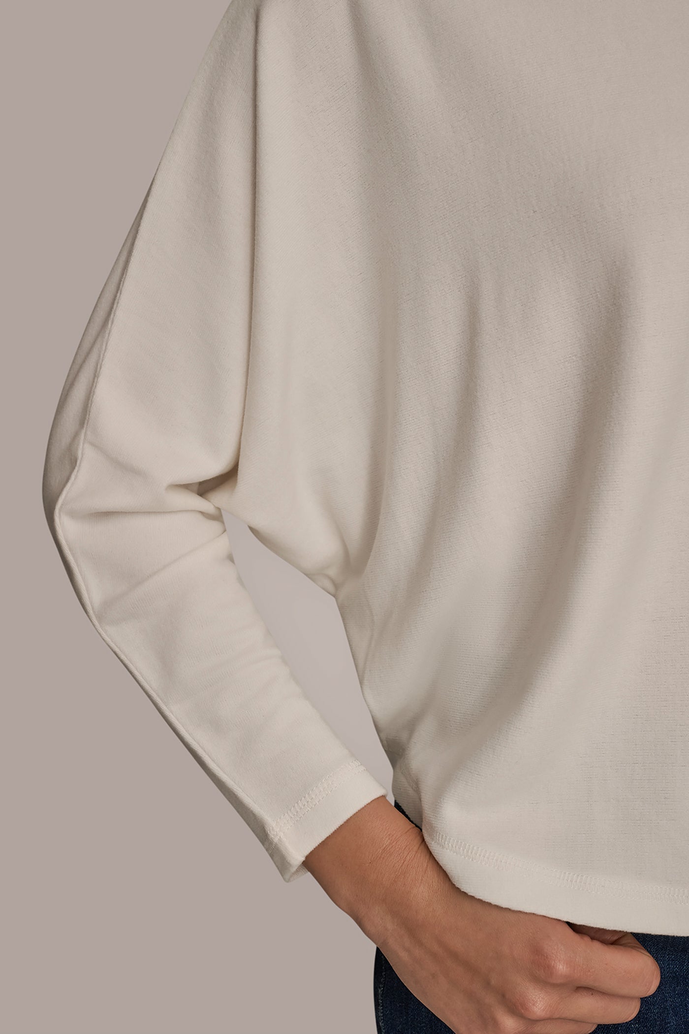 CREAM MOCK-NECK TOP Donna Karan