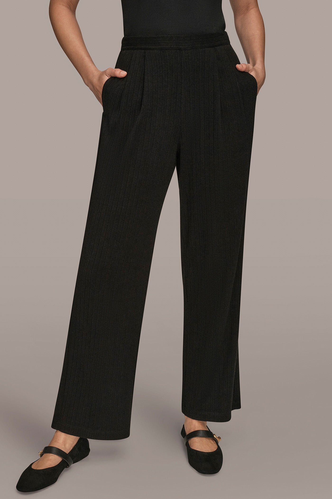Black HIGH-RISE PLEATED PANT Donna Karan