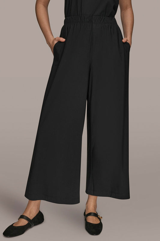 Black THE MODERN TRAVEL MID-RISE RELAXED ANKLE PANT Donna Karan