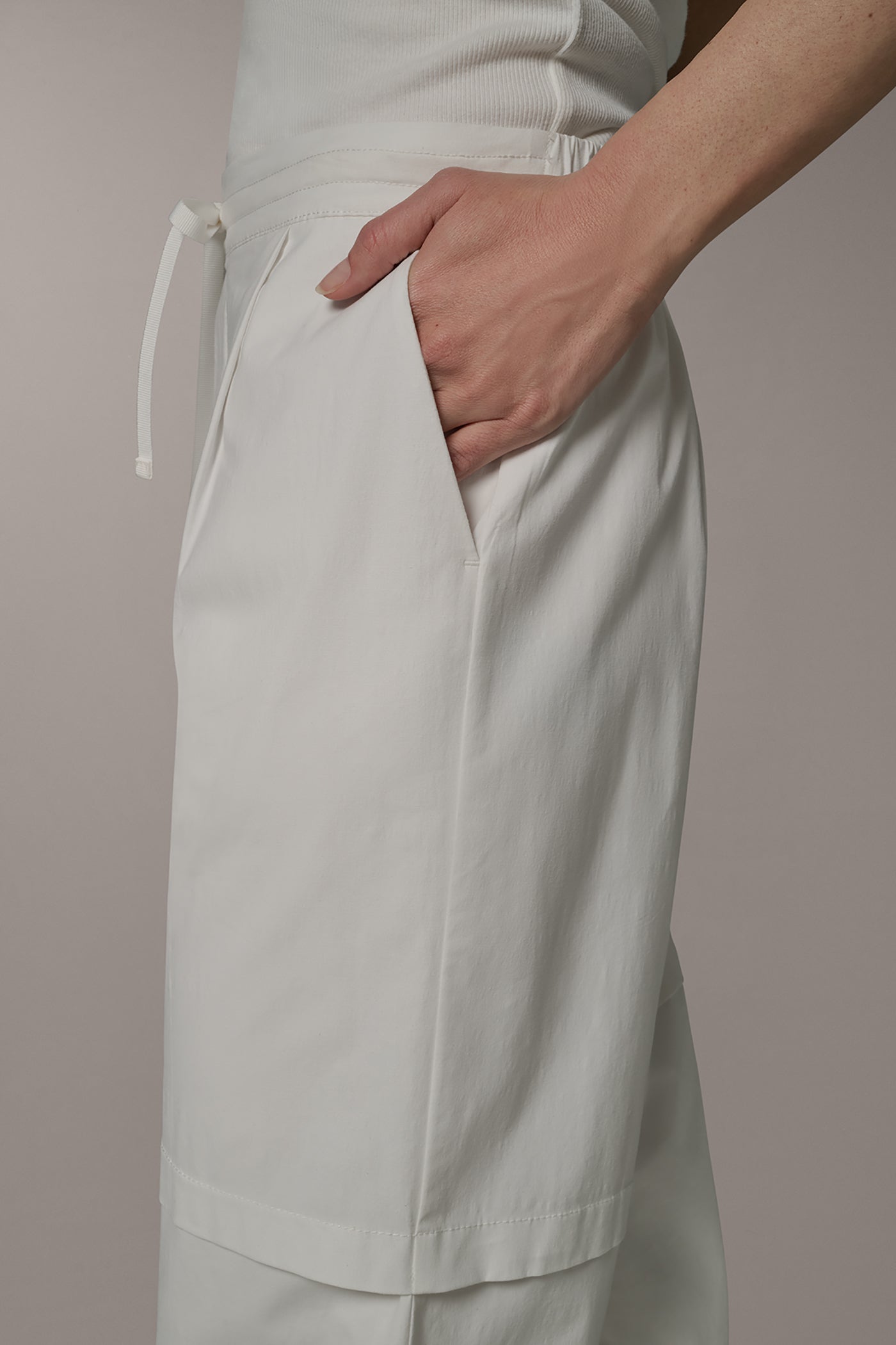 Cream PAPER POPLIN PANT Donna Karan