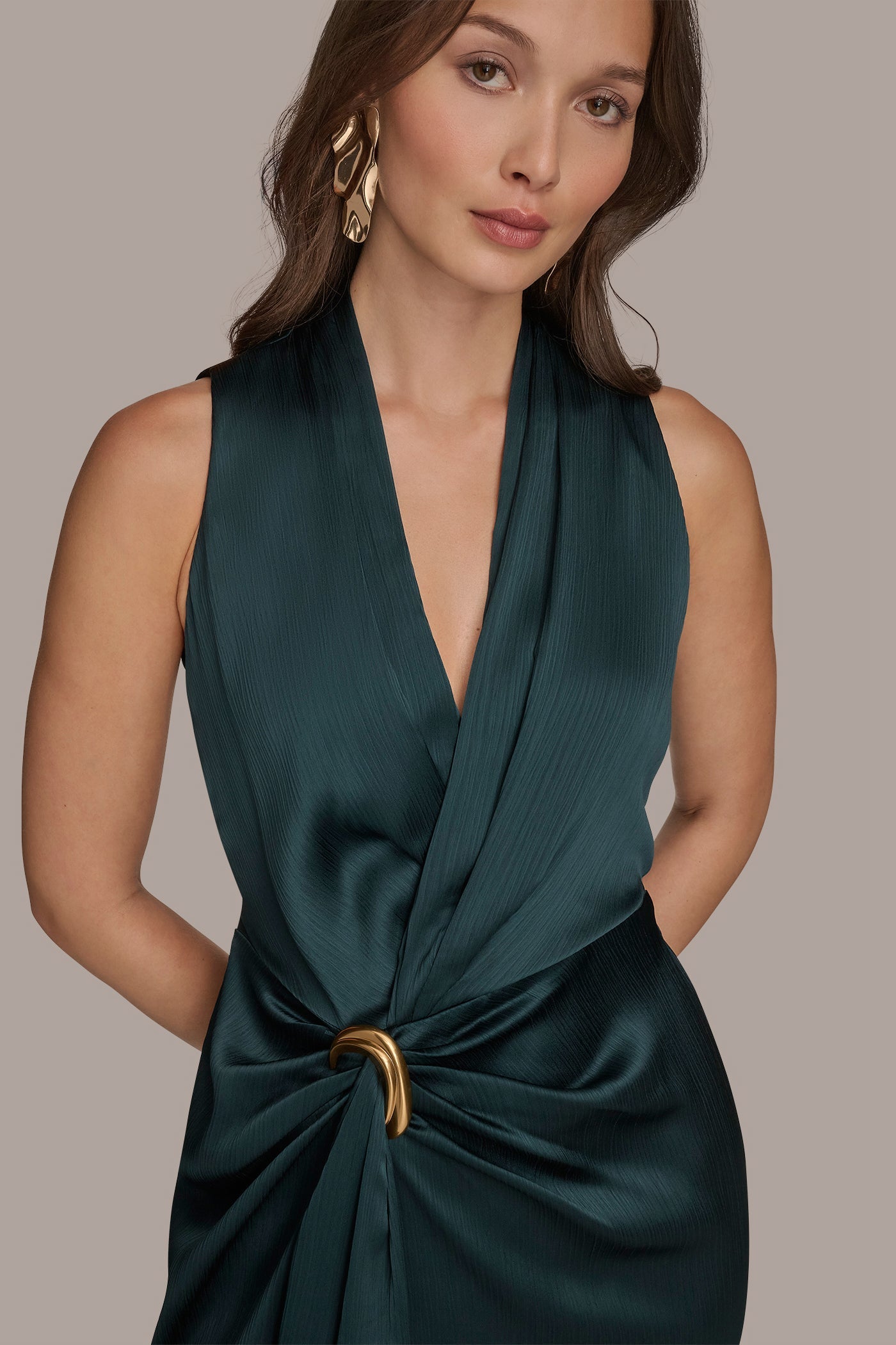 HUDSON CRINKLE SATIN SLEEVELESS MAXI WRAP DRESS Donna Karan