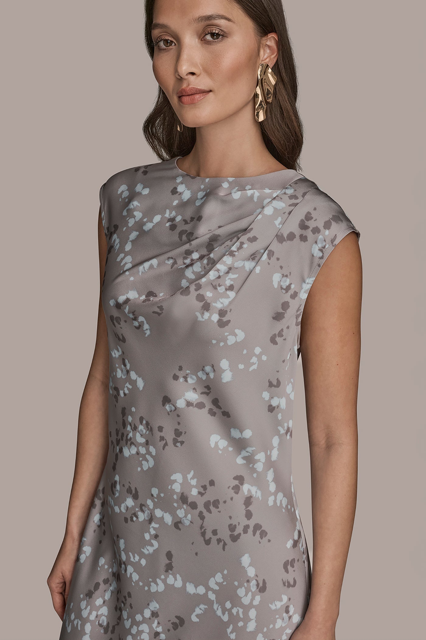 DRIFTWOOD MULTI CAP SLEEVE V-NECK PRINTED MIDI DRESS Donna Karan