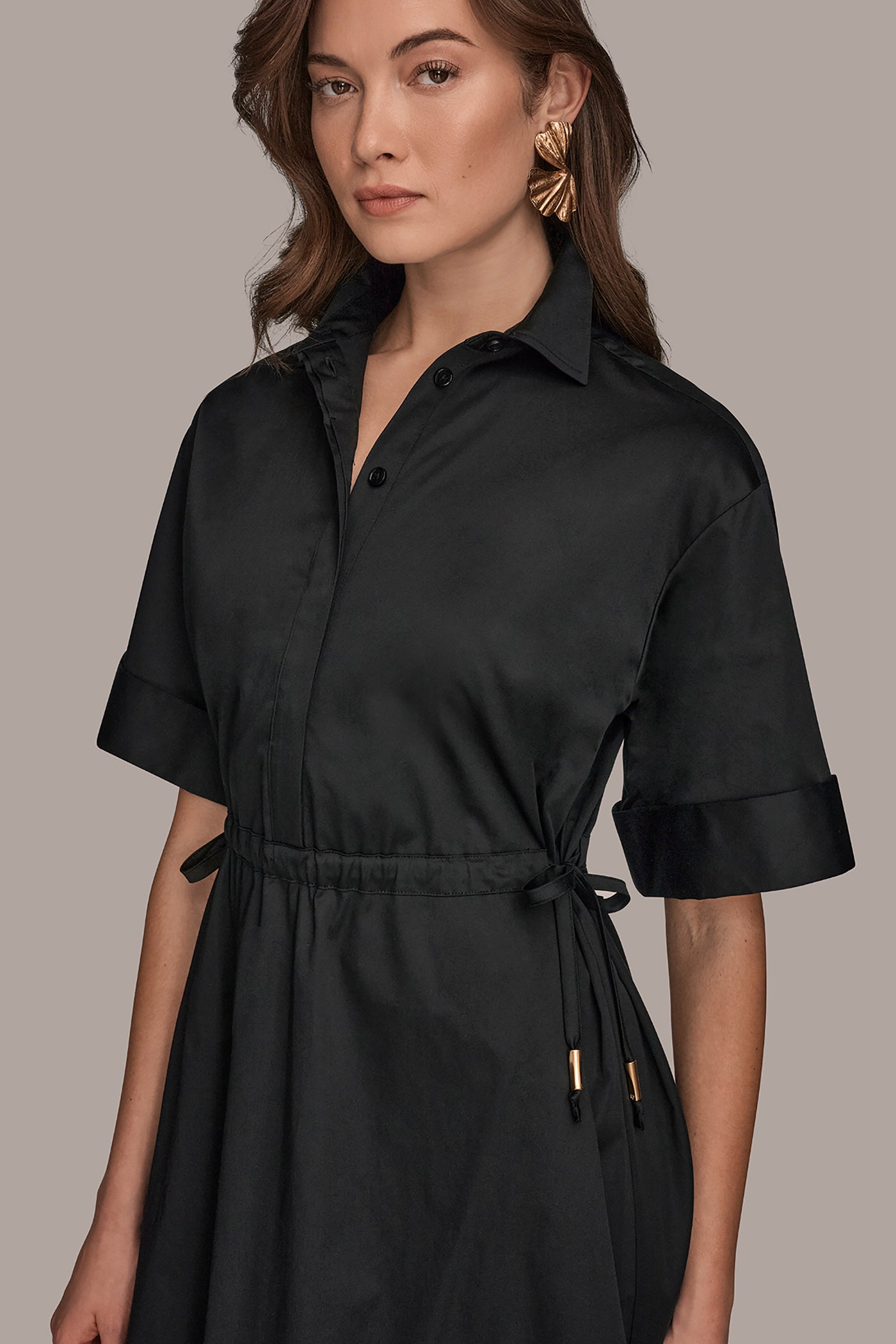 Black COTTON-SATEEN DRAWSTRING SHIRT DRESS Donna Karan