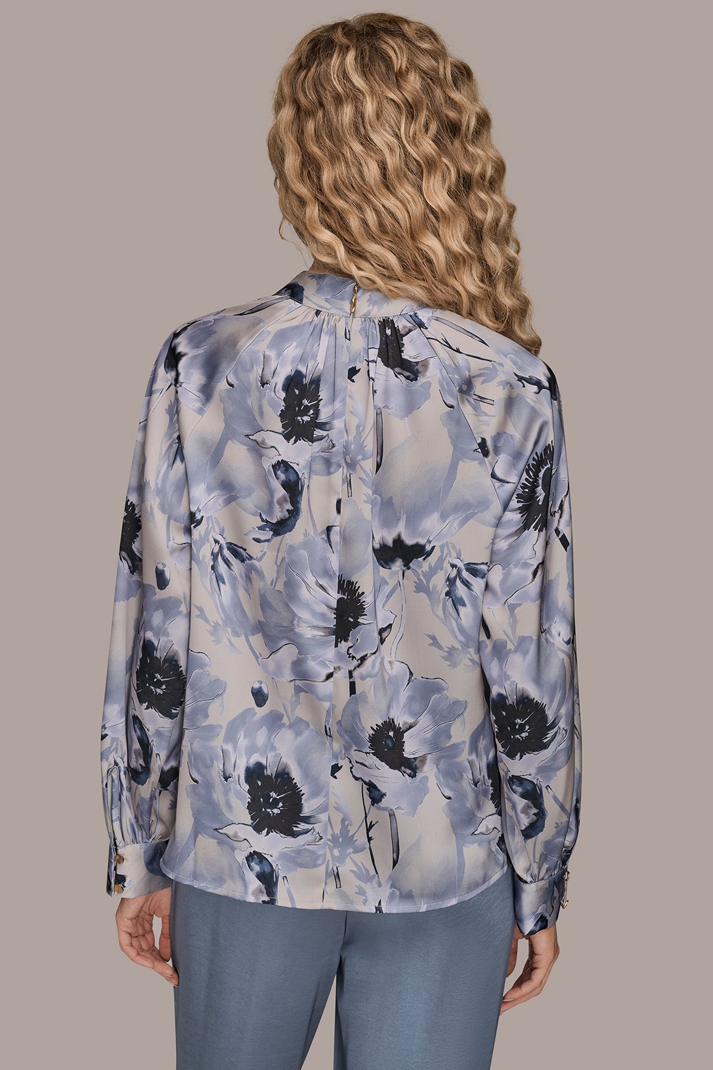 VAPOR/TEMPEST MULTI BUTTON-NECK BLOUSE Donna Karan