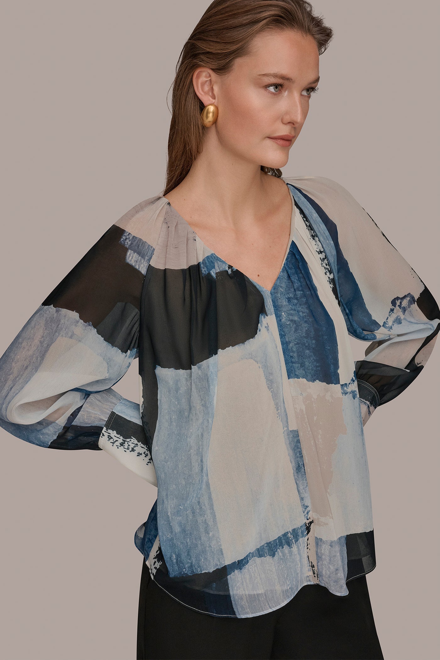 Washed Indigo/Cream Multi PRINTED CHIFFON TOP Donna Karan