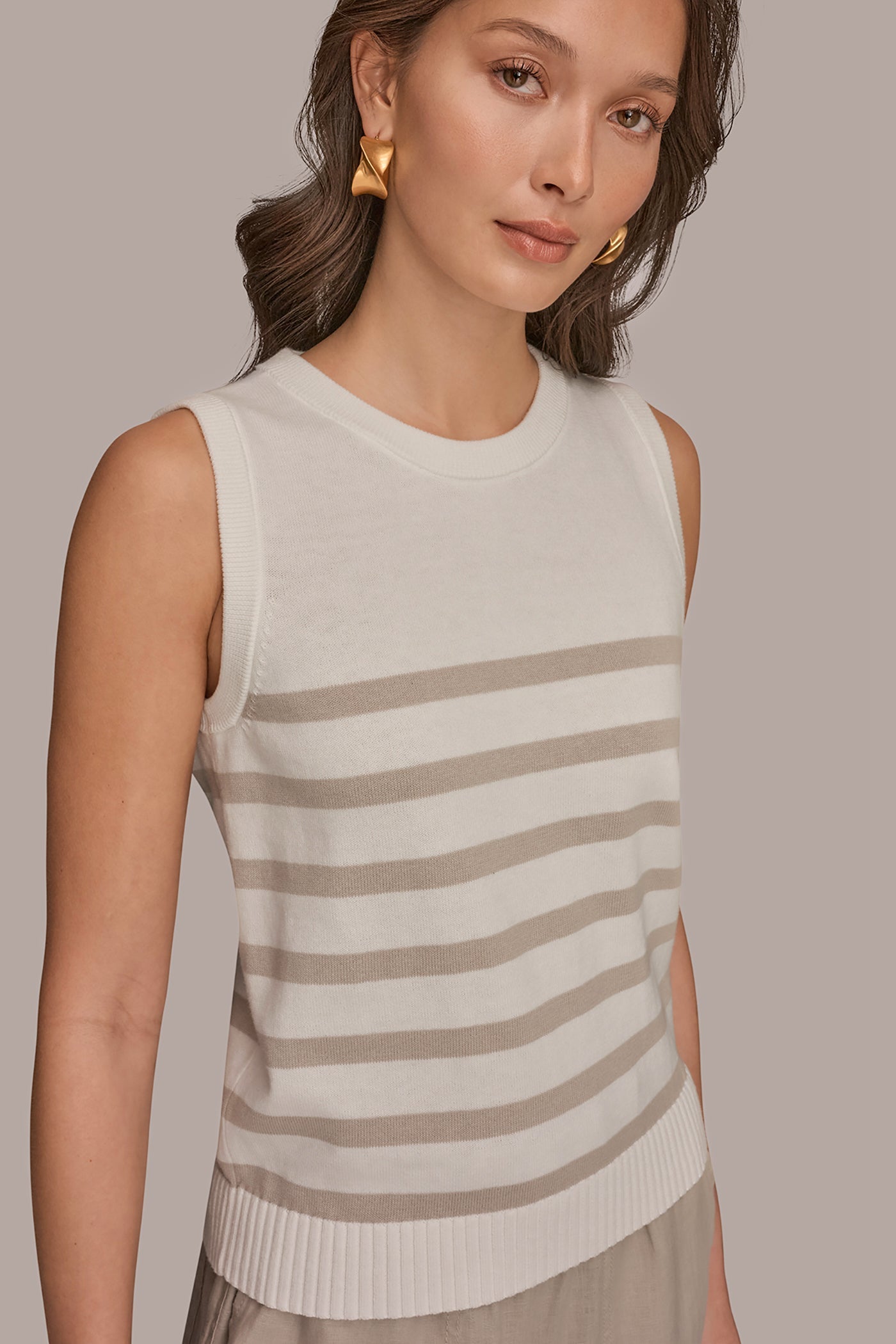 Cream/Tuscan Grey COTTON AND CASHMERE SLEEVELESS STRIPED SWEATER Donna Karan