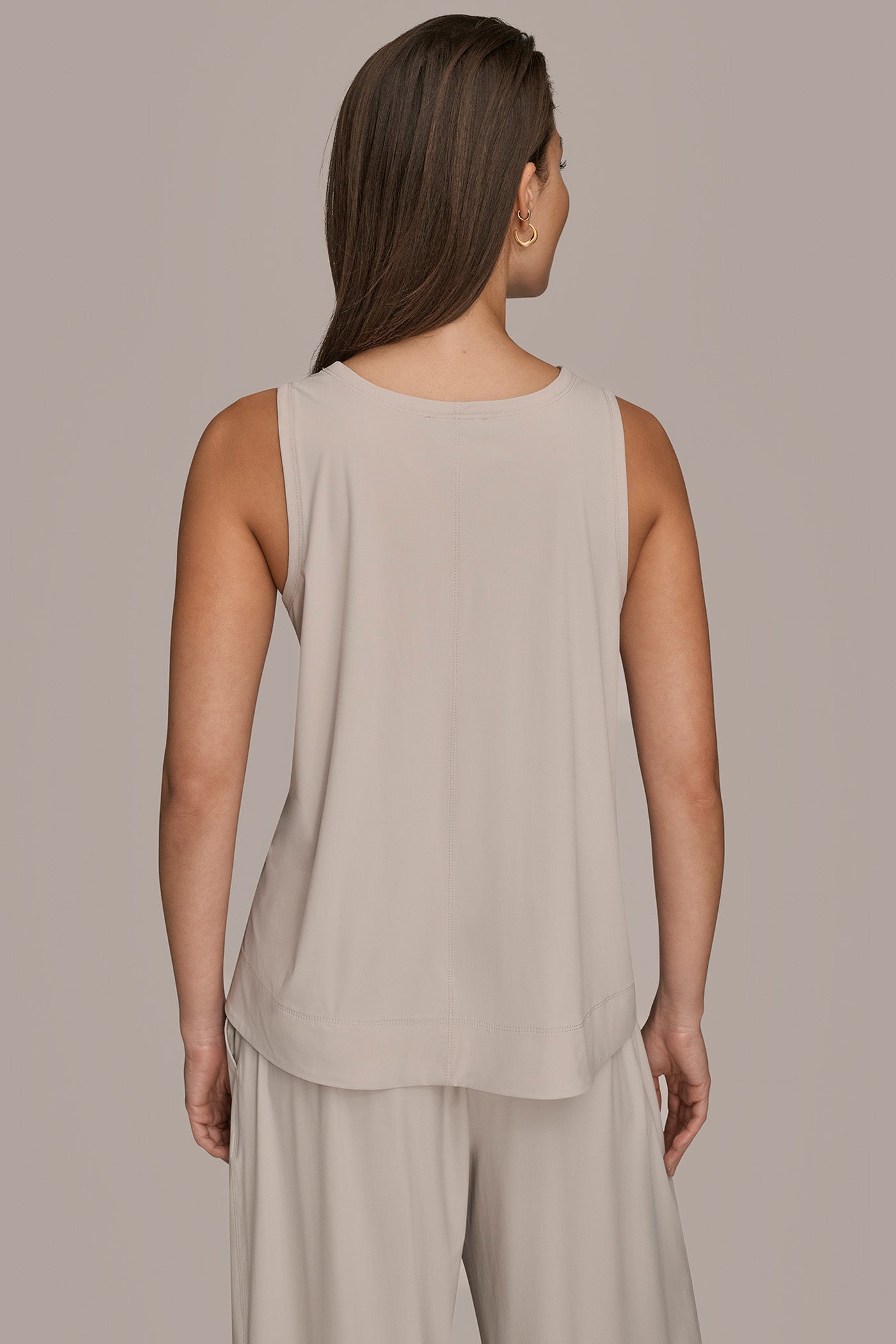 VAPOR THE MODERN TRAVEL SLEEVELESS SWING TANK Donna Karan
