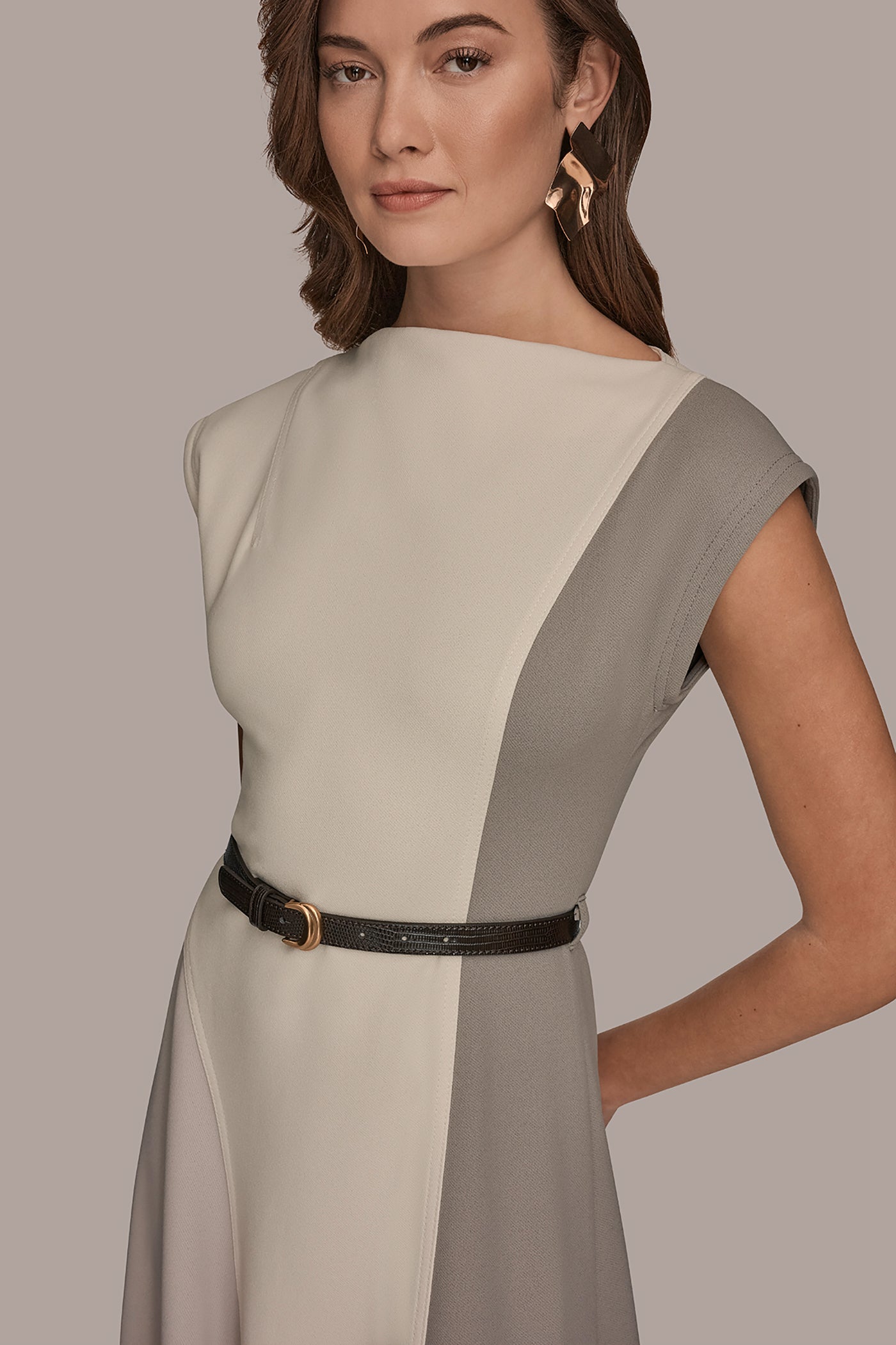 VAPOR/VELLUM/DRIFTWOOD CAP SLEEVE COLOR-BLOCK MIDI DRESS Donna Karan
