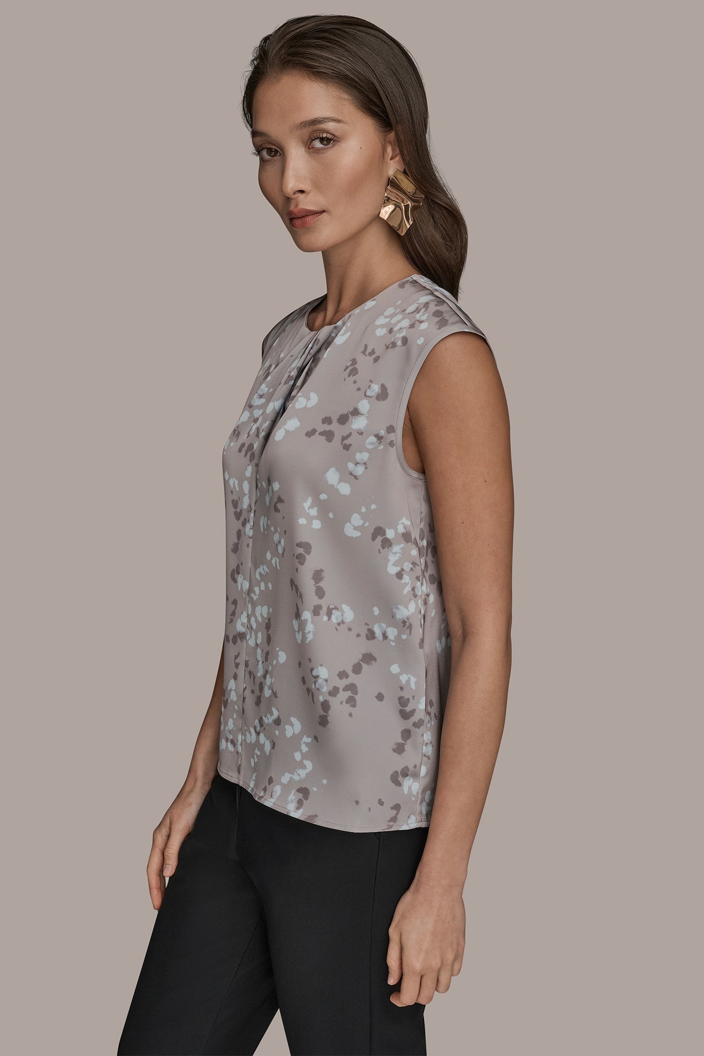 DRIFTWOOD MULTI FLORAL CAP SLEEVE TWIST BLOUSE Donna Karan