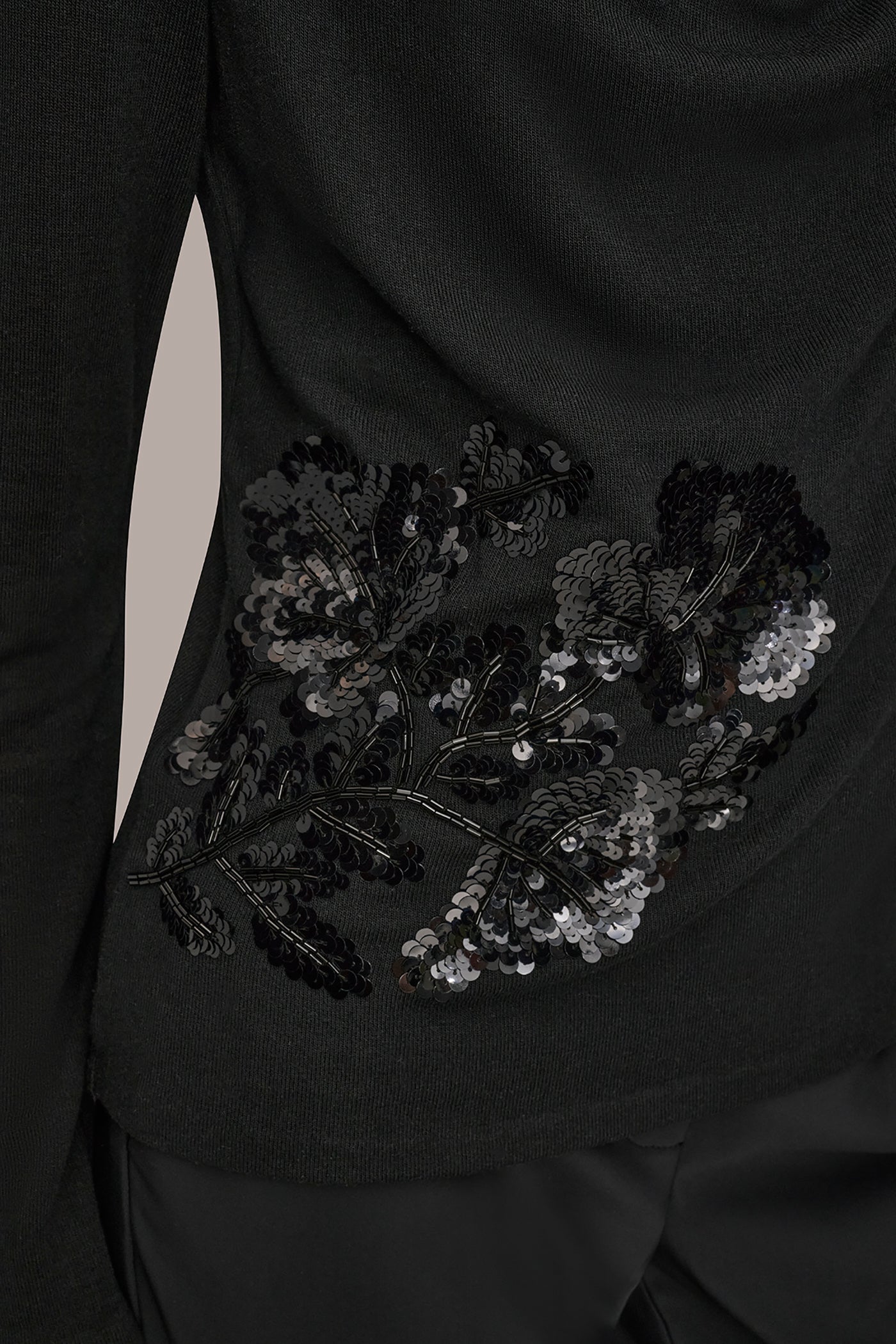 Black LONG-SLEEVE COWL-NECK FLORAL TOP Donna Karan