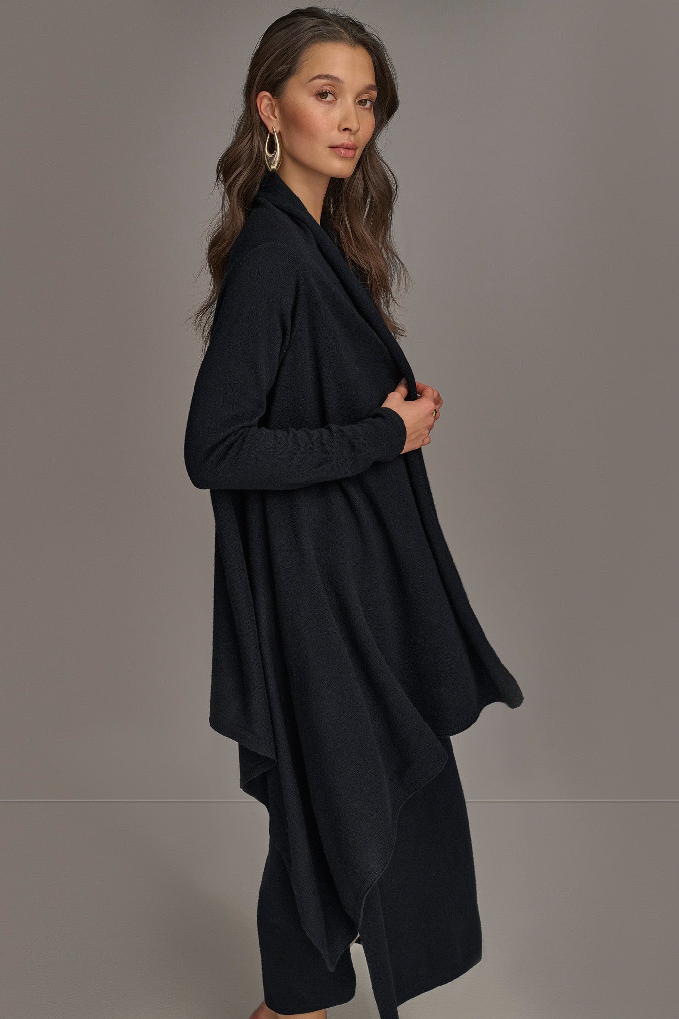 Black CASHMERE LONG SLEEVE CARDIGAN Donna Karan