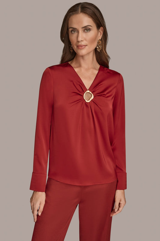 Metropolitan RED LONG SLEEVE RING V-NECK BLOUSE Donna Karan