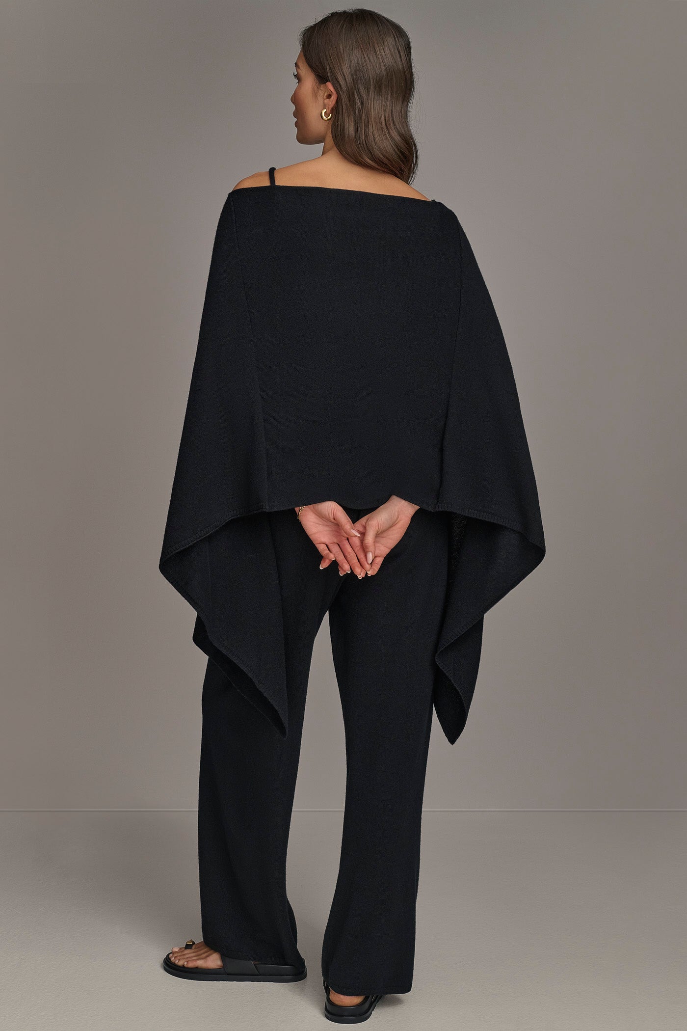 Black CASHMERE PONCHO Donna Karan