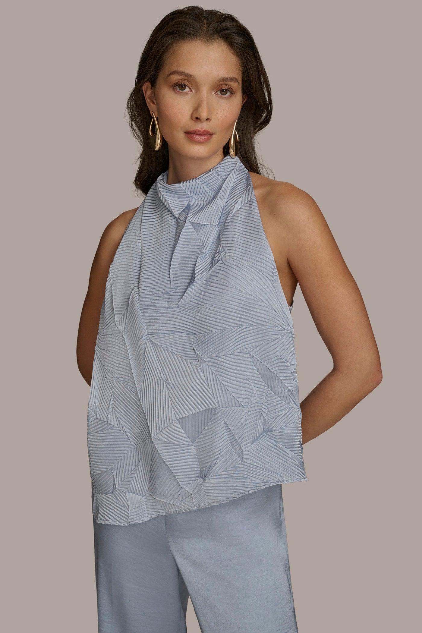 GLACIAL BLUE TEXTURED TOP WITH ANGLED HEM Donna Karan