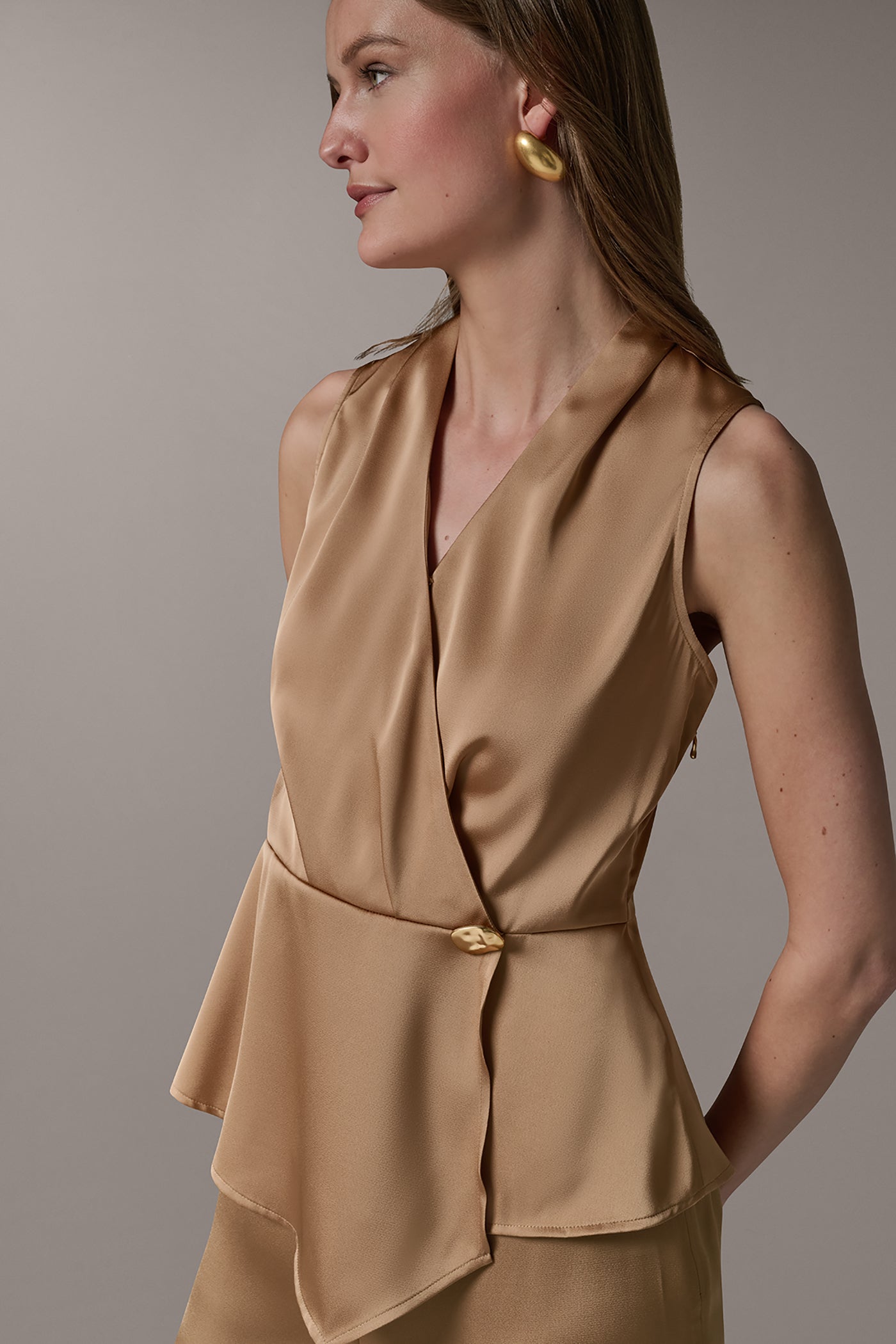 Fawn SLEEVELESS WRAP-EFFECT ASYMMETRIC PEPLUM BLOUSE Donna Karan