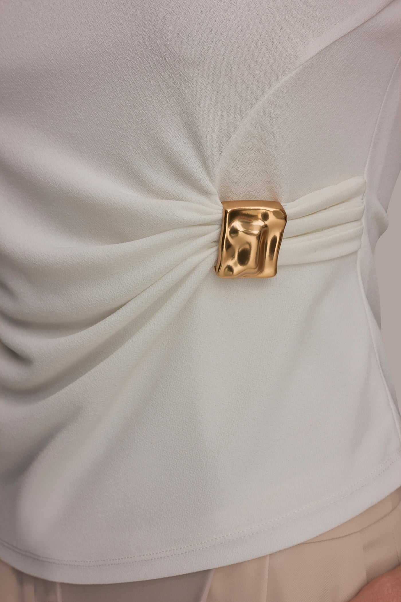 Cream ASYMMETRIC RUCHED TOP Donna Karan