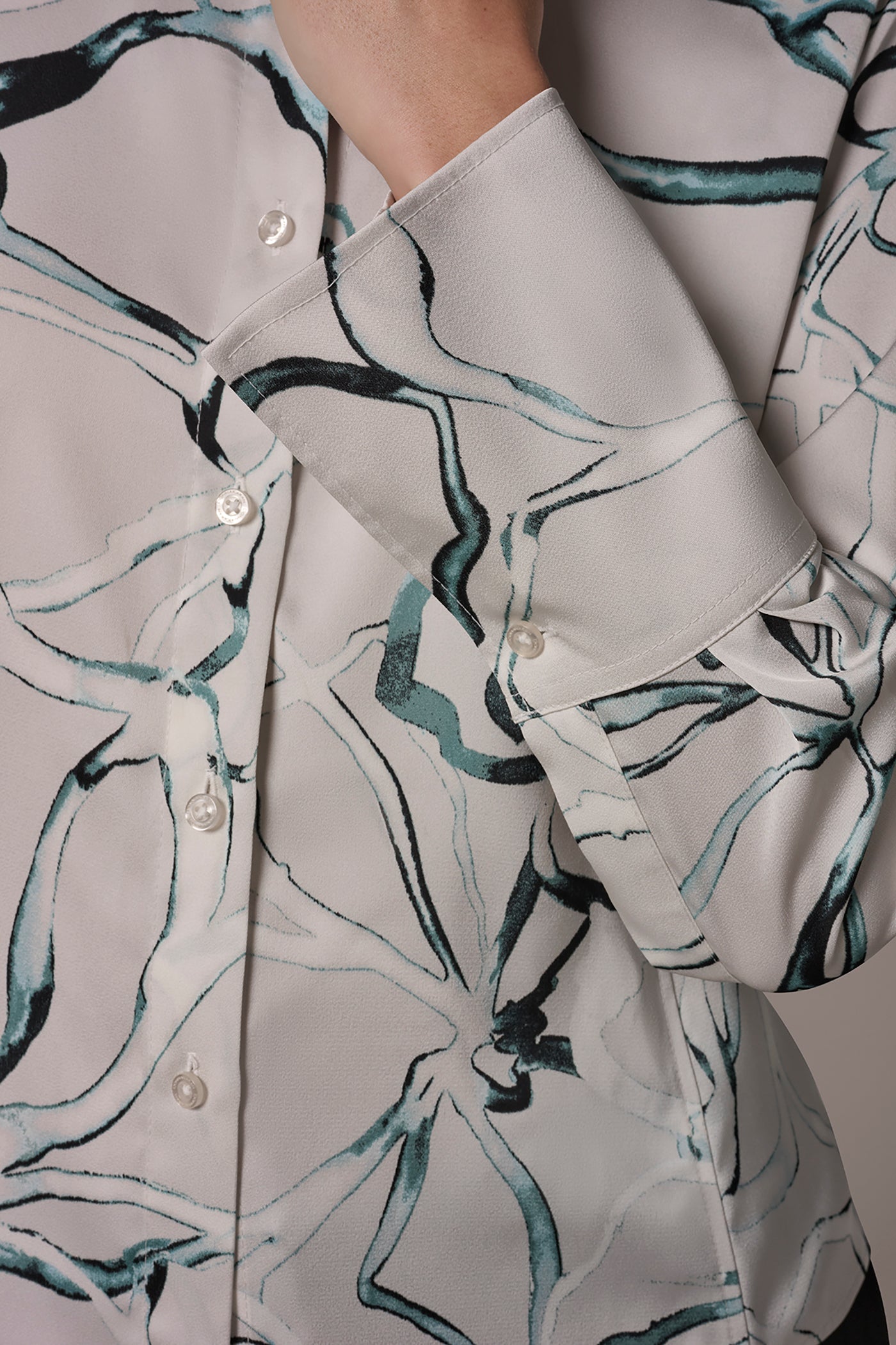 Aquamint Multi PRINTED BLOUSE Donna Karan