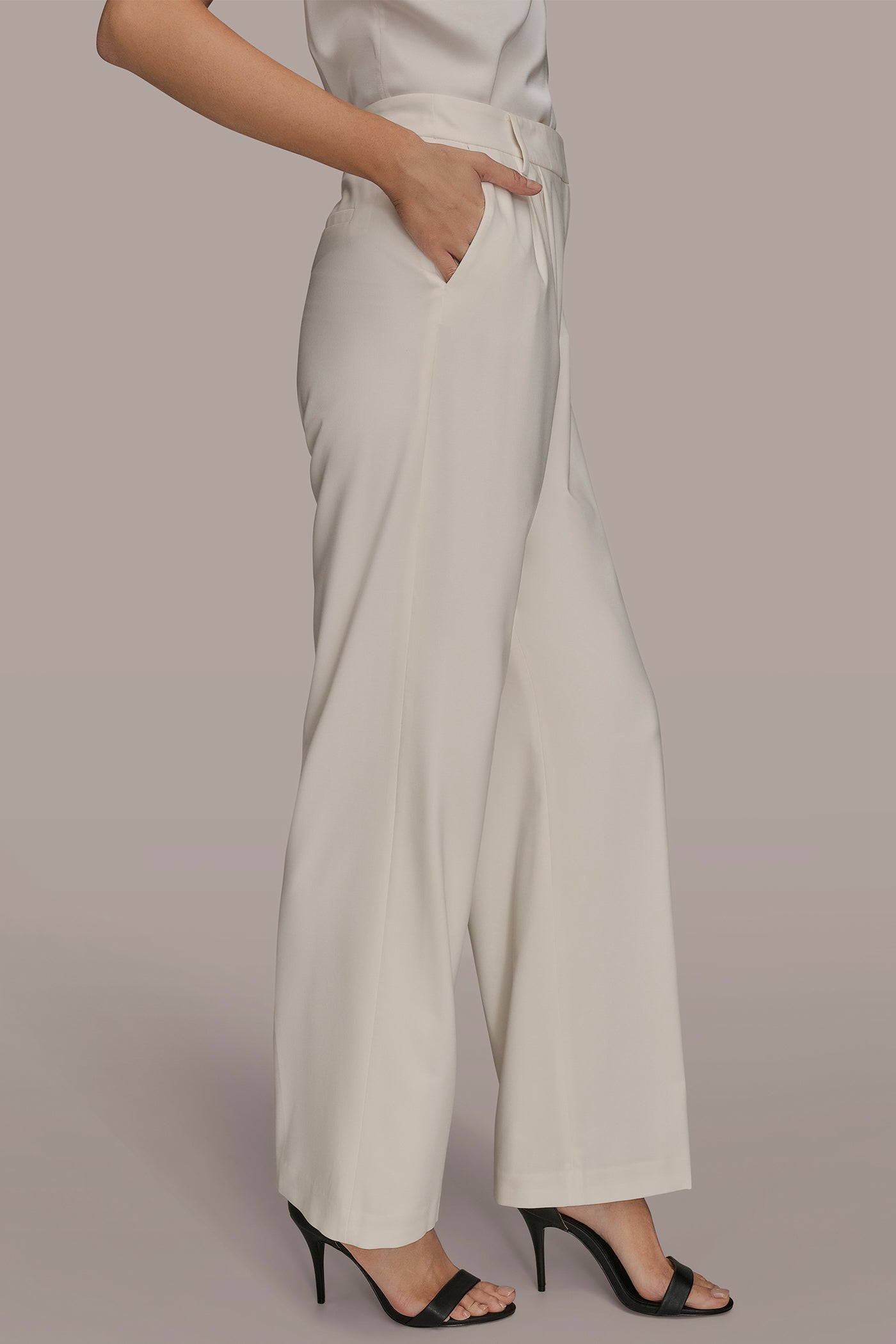 CREAM EXTRA HIGH-RISE PLEATED WIDE-LEG PANT Donna Karan